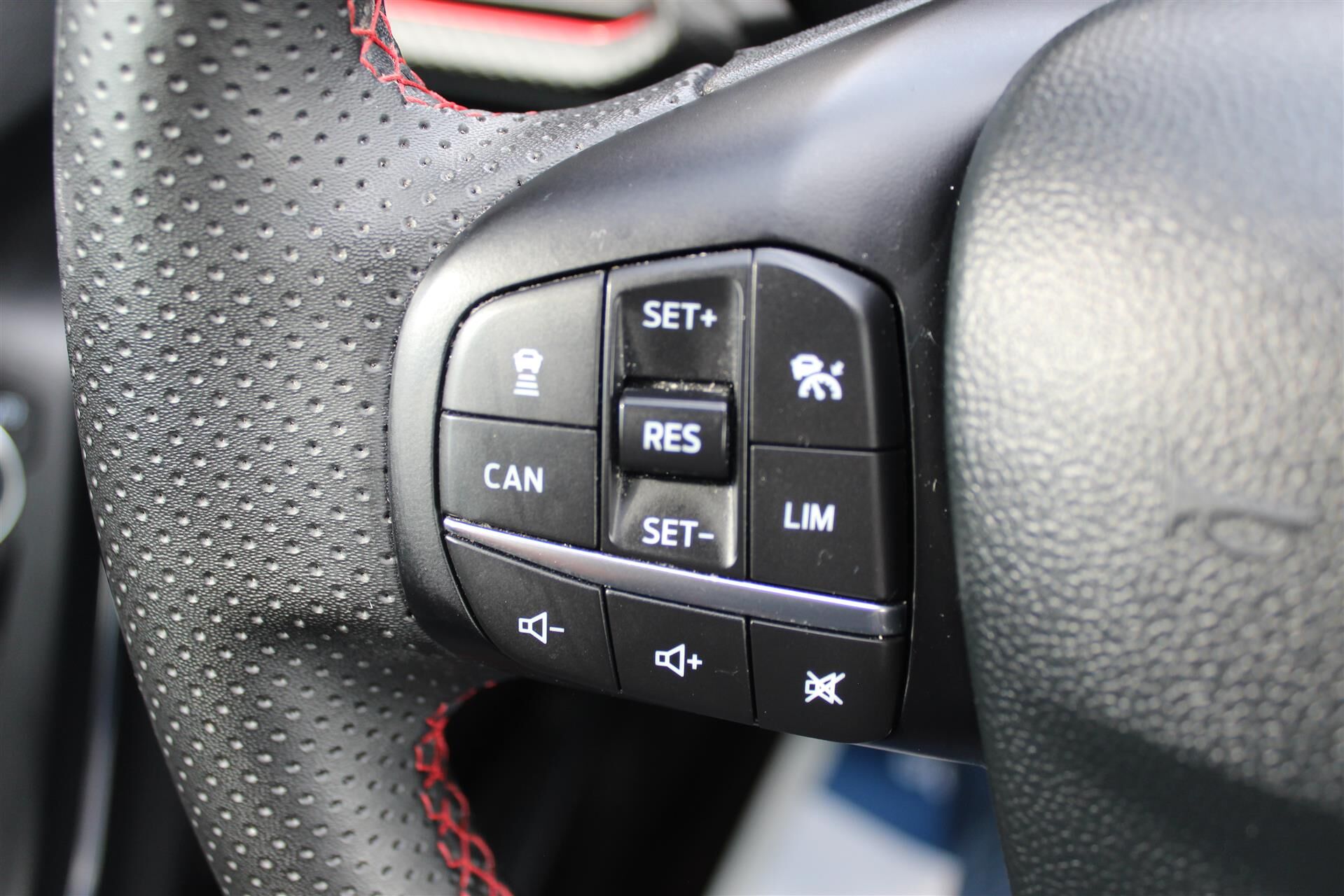 Billede af Ford Puma 1,0 EcoBoost Hybrid ST-Line X 155HK 5d 6g