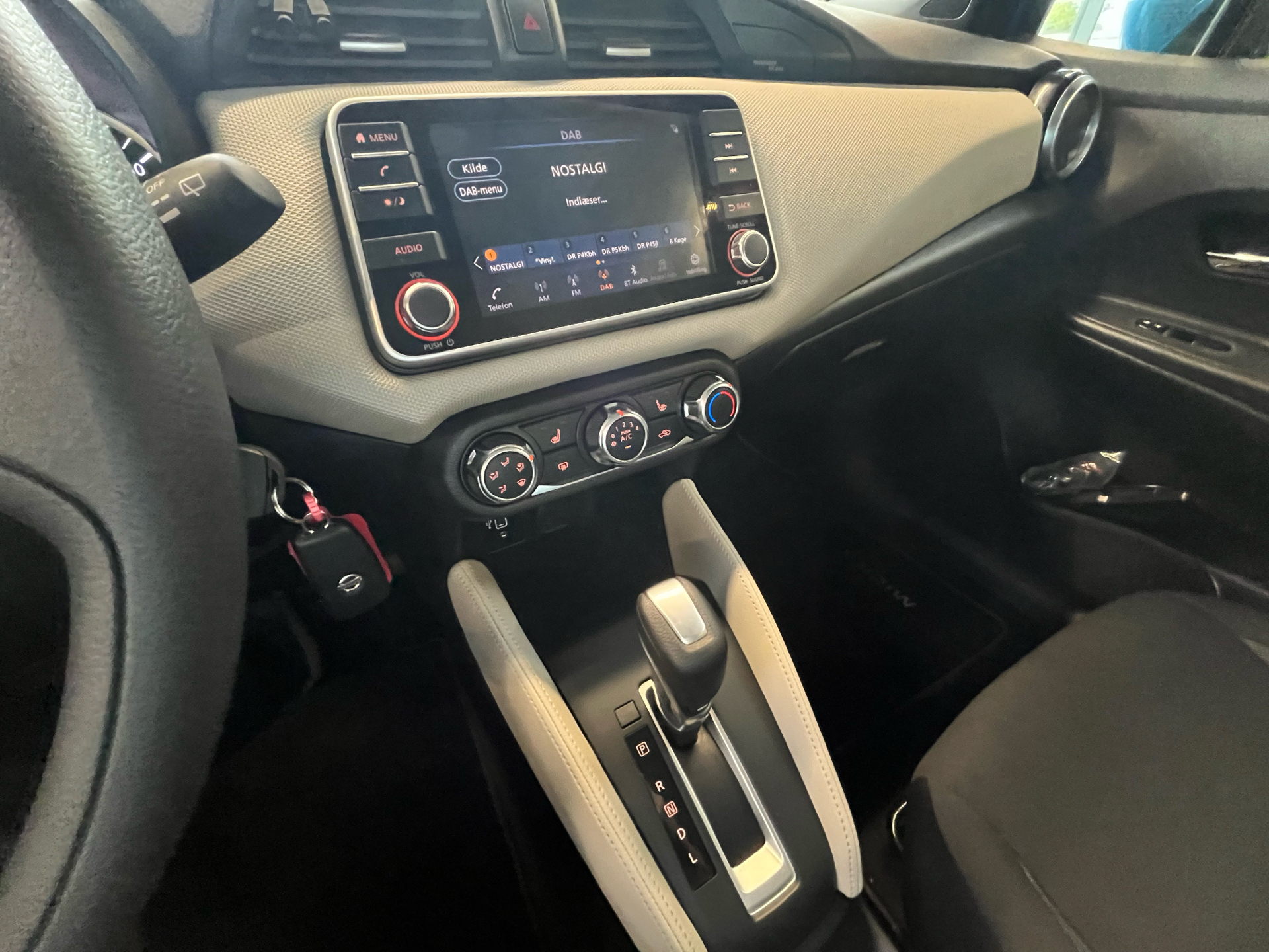 Billede af Nissan Micra 1,0 IG-T Acenta X-Tronic 100HK 5d Trinl. Gear