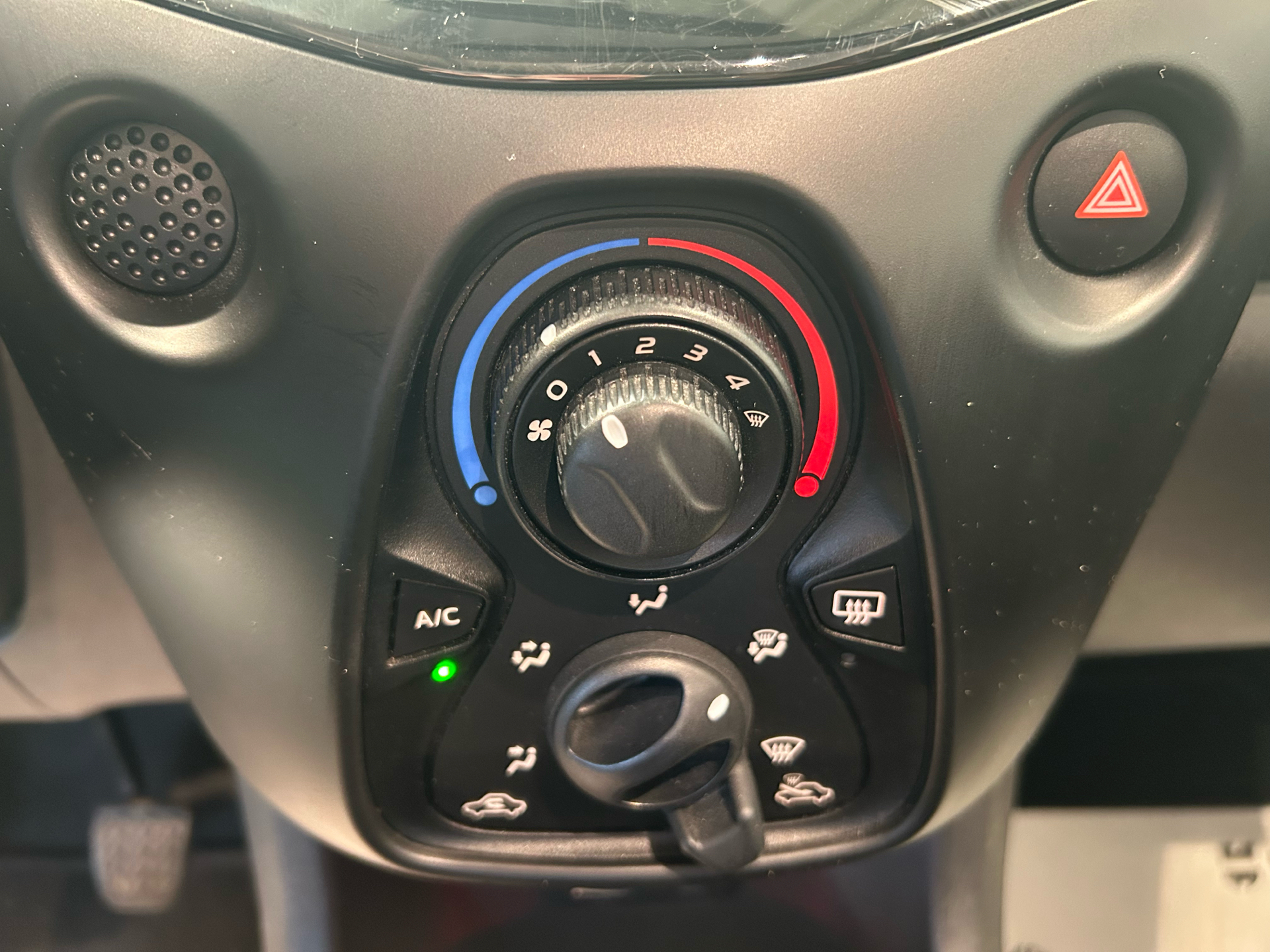 Billede af Citroën C1 1,0 VTi Scoop Airscape start/stop 68HK 5d