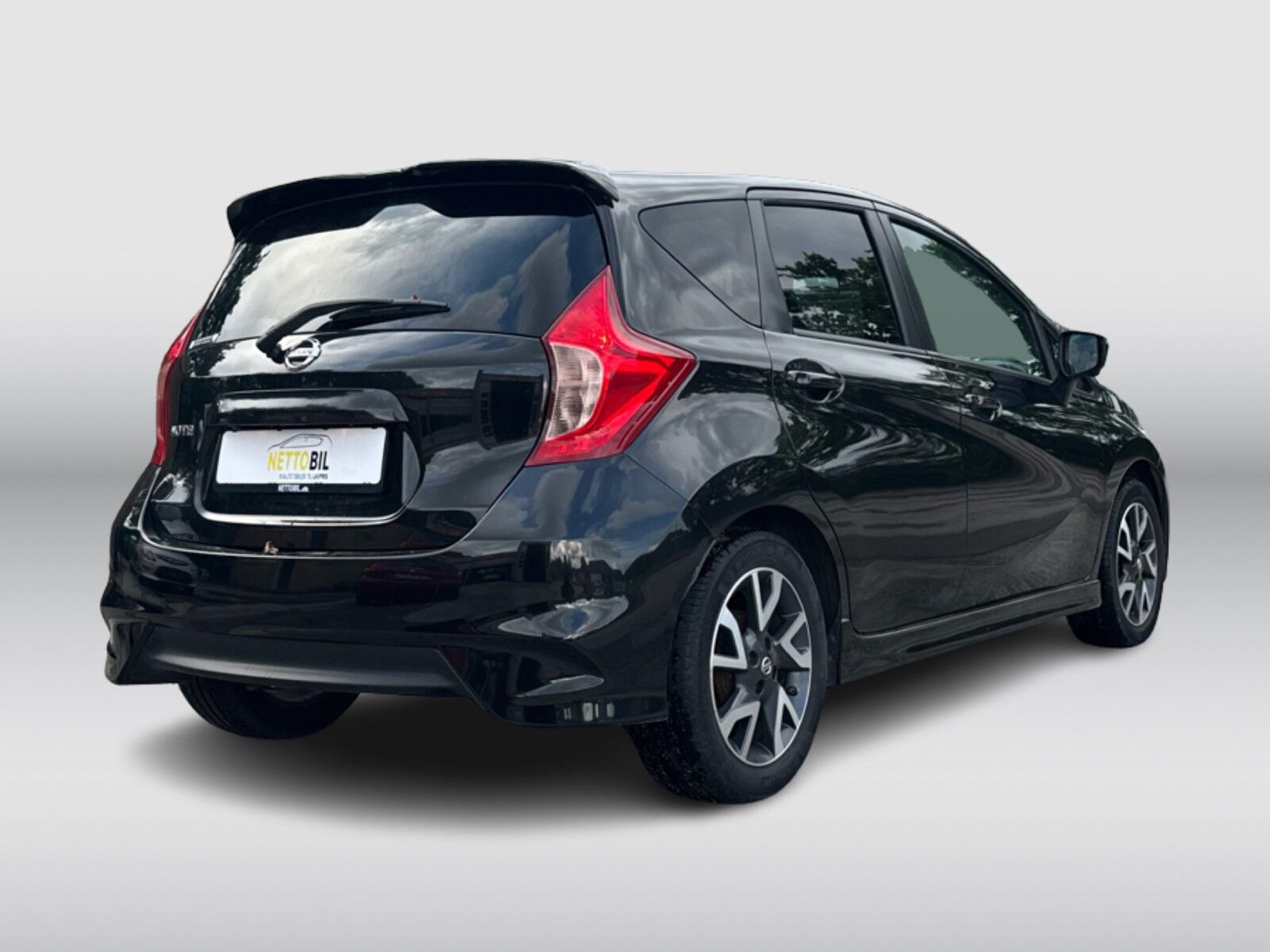 Billede af Nissan Note 1,2 Acenta Plus Tech Pack 80HK 5d