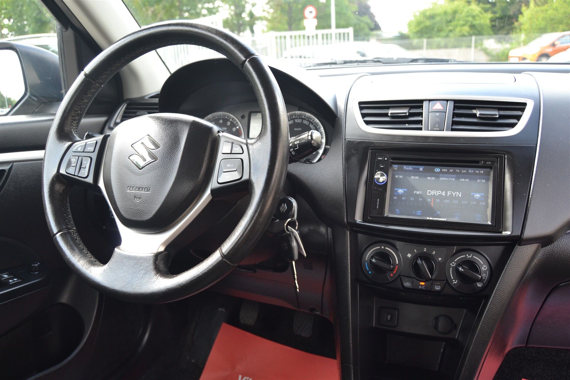 Billede af Suzuki Swift 1,2 Dualjet 16V Club 90HK 5d
