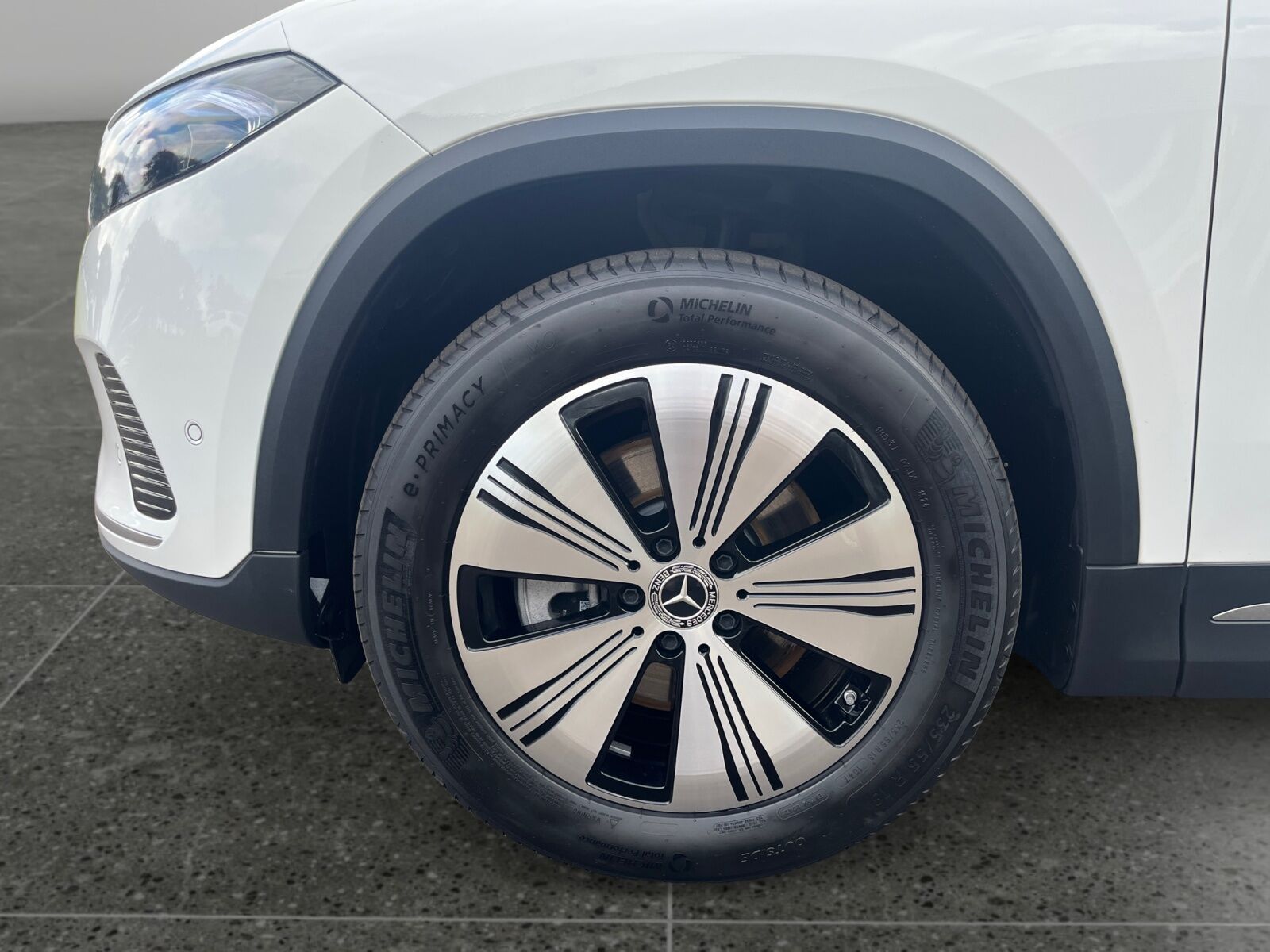 Billede af Mercedes-Benz EQA 250 EL Progressive 190HK 5d Aut.