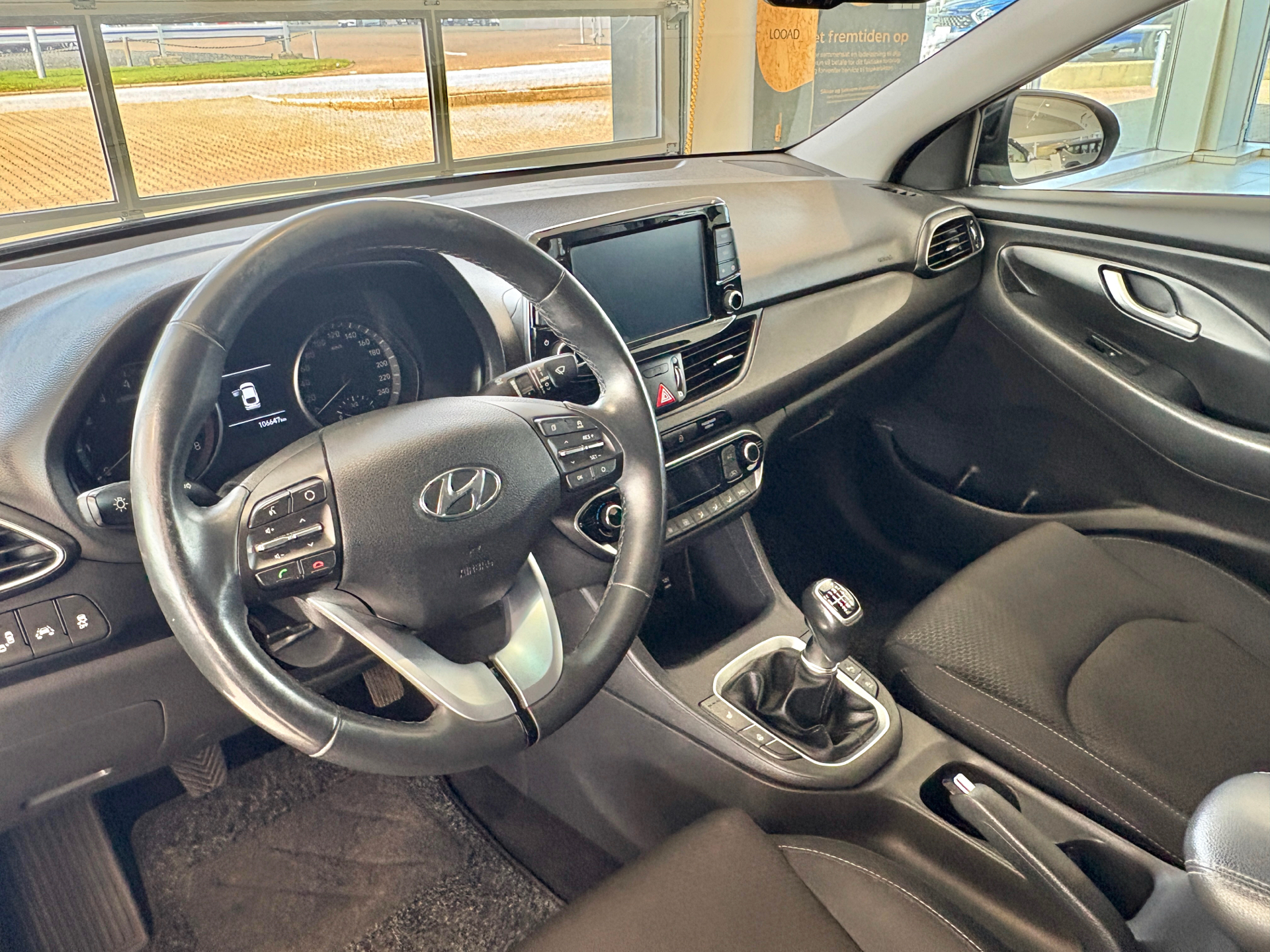 Billede af Hyundai i30 Fastback 1,0 T-GDI Premium 120HK 5d 6g