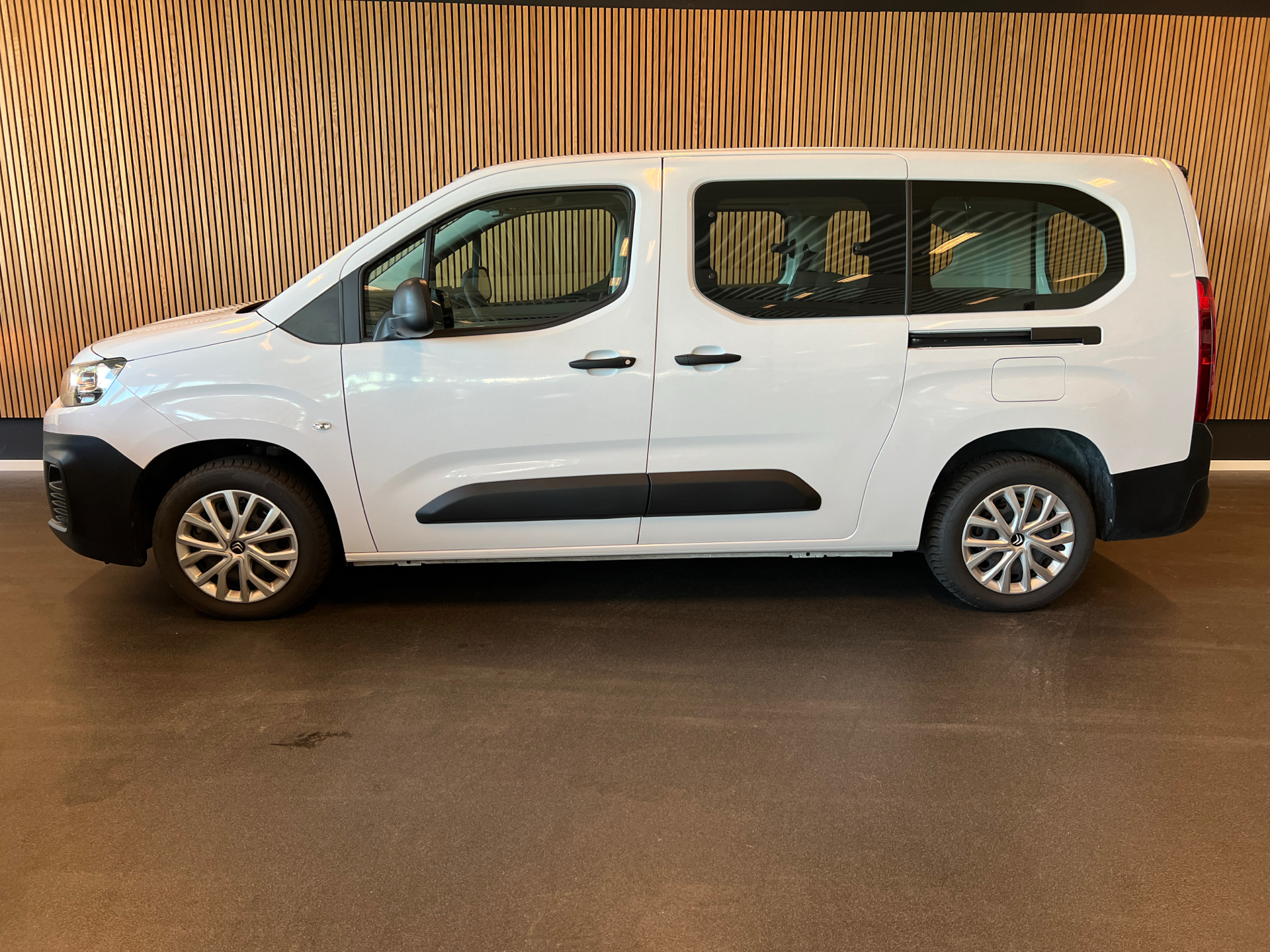 Billede af Citroën e-Berlingo EL Shine Pack XL 136HK Aut.