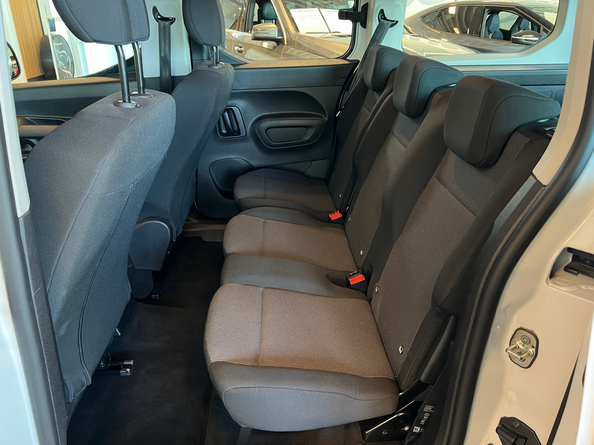 Billede af Citroën e-Berlingo EL Shine Pack XL 136HK Aut.