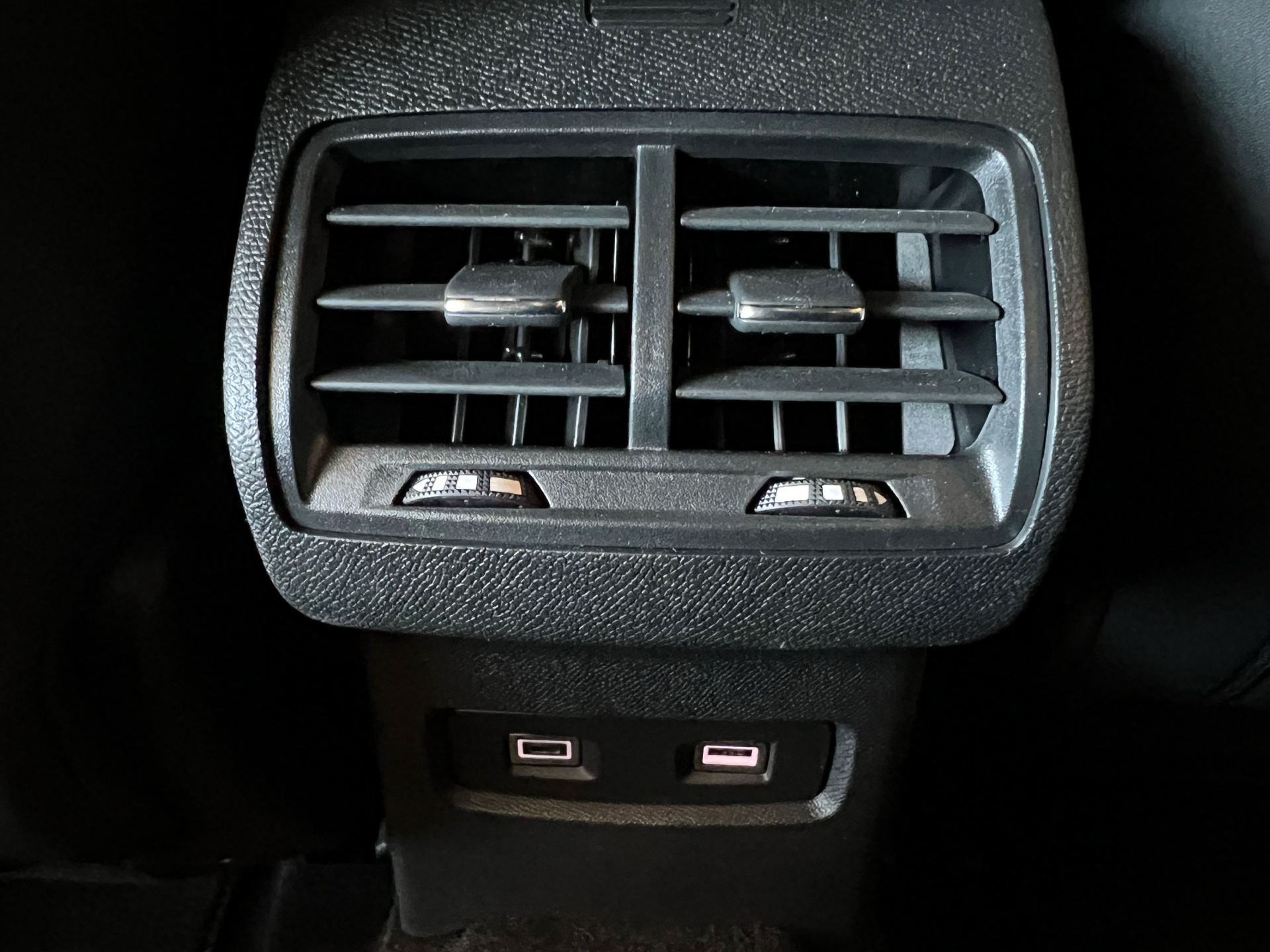 Billede af Citroën e-C4 EL Shine 136HK 5d Aut.