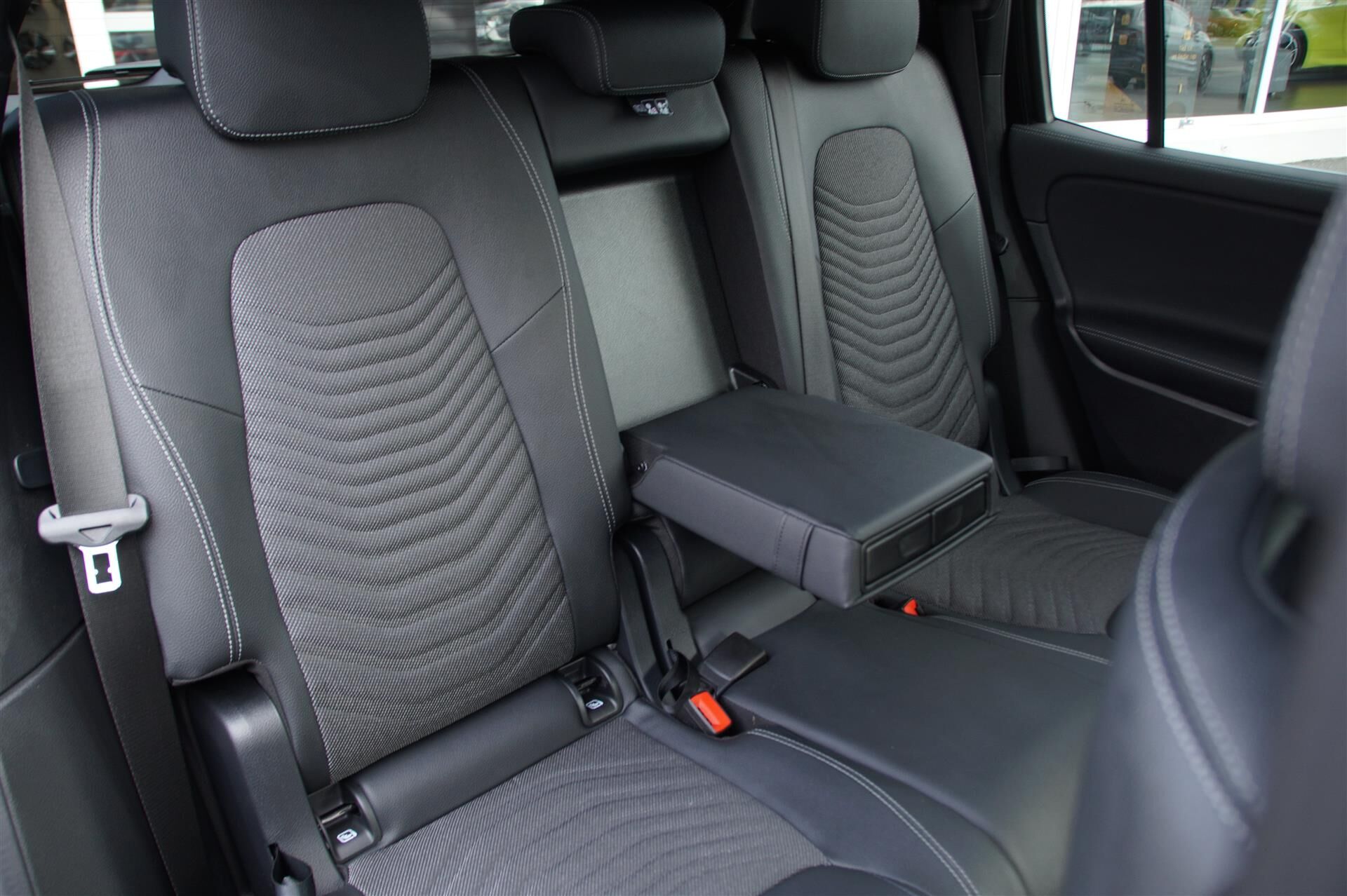 Billede af Mercedes-Benz EQB 300 EL 4Matic 228HK 5d Aut.
