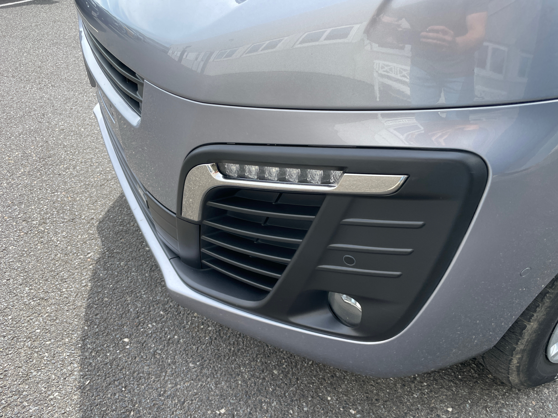 Billede af Peugeot Expert L3 2,0 BlueHDi Ultimate EAT8 177HK Van 8g Aut.