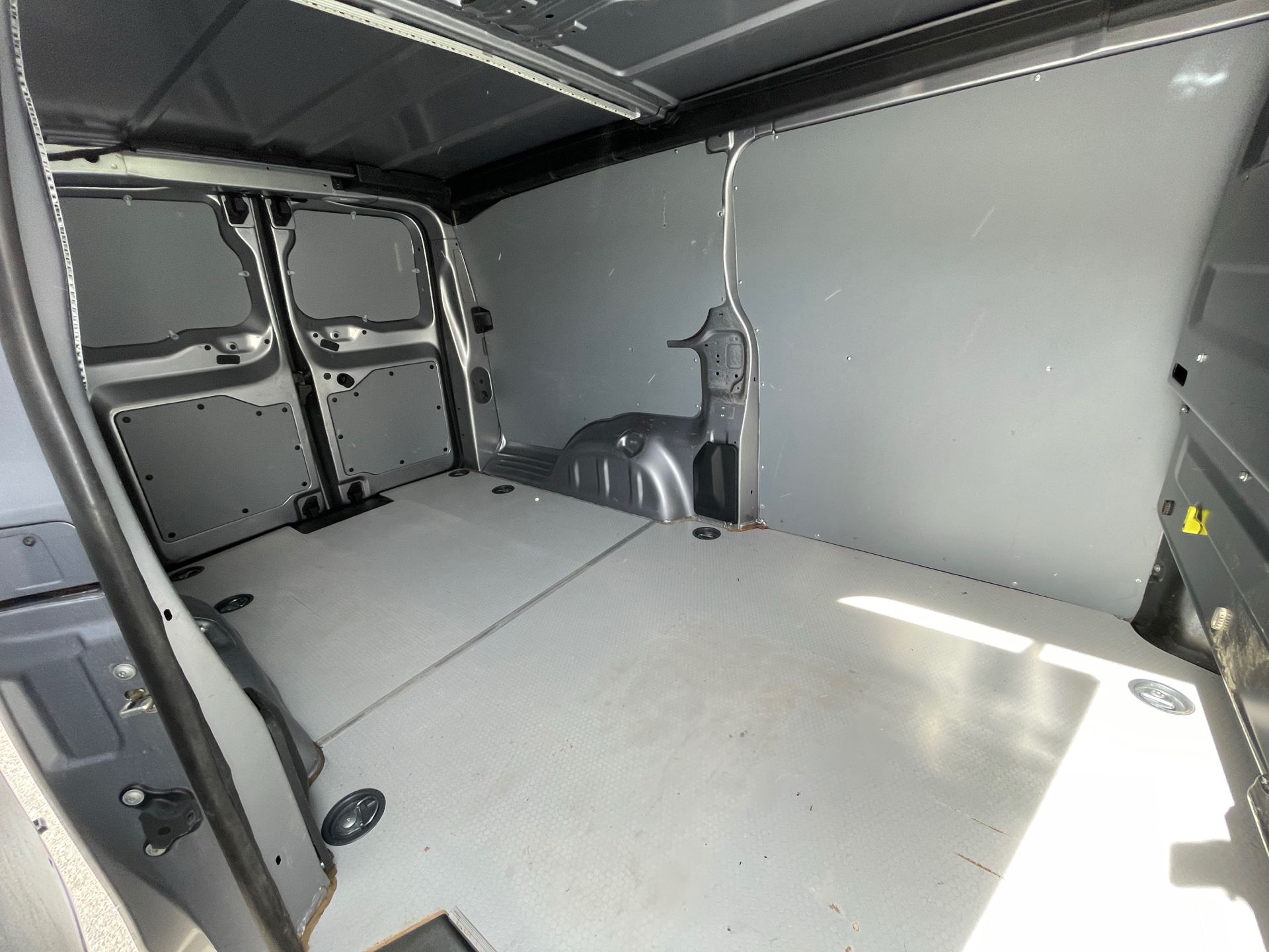 Billede af Peugeot Expert L3 2,0 BlueHDi Ultimate EAT8 177HK Van 8g Aut.