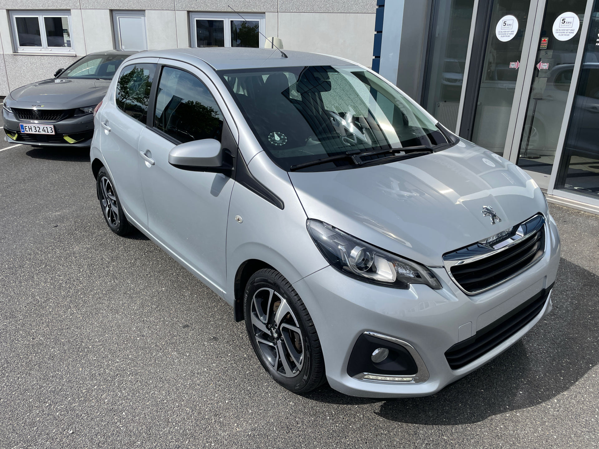Billede af Peugeot 108 1,0 e-Vti Allure 69HK 5d