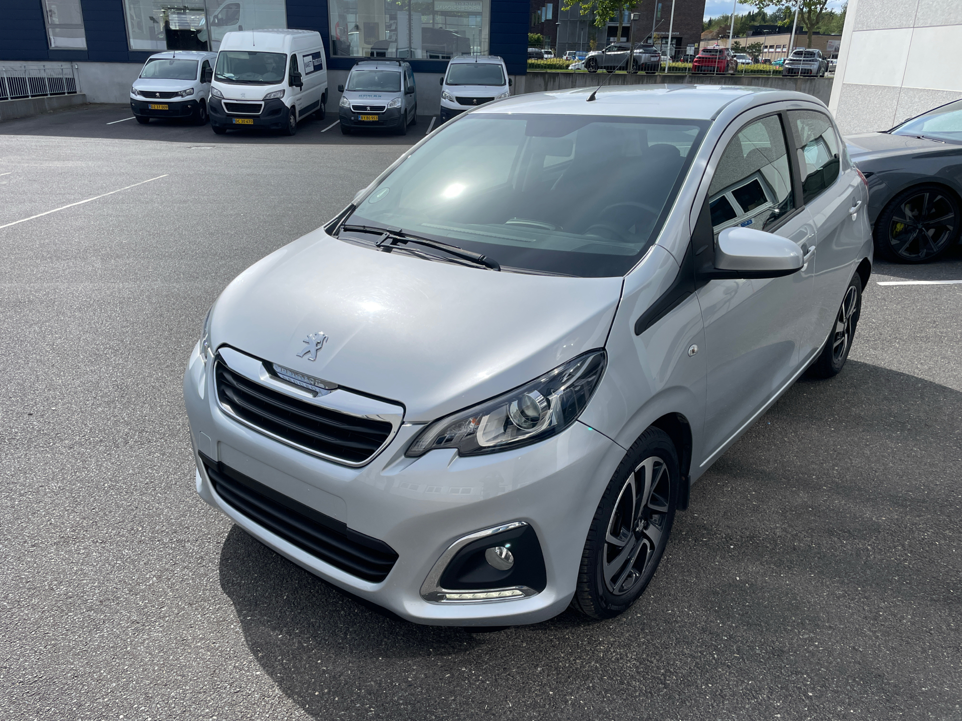 Billede af Peugeot 108 1,0 e-Vti Allure 69HK 5d