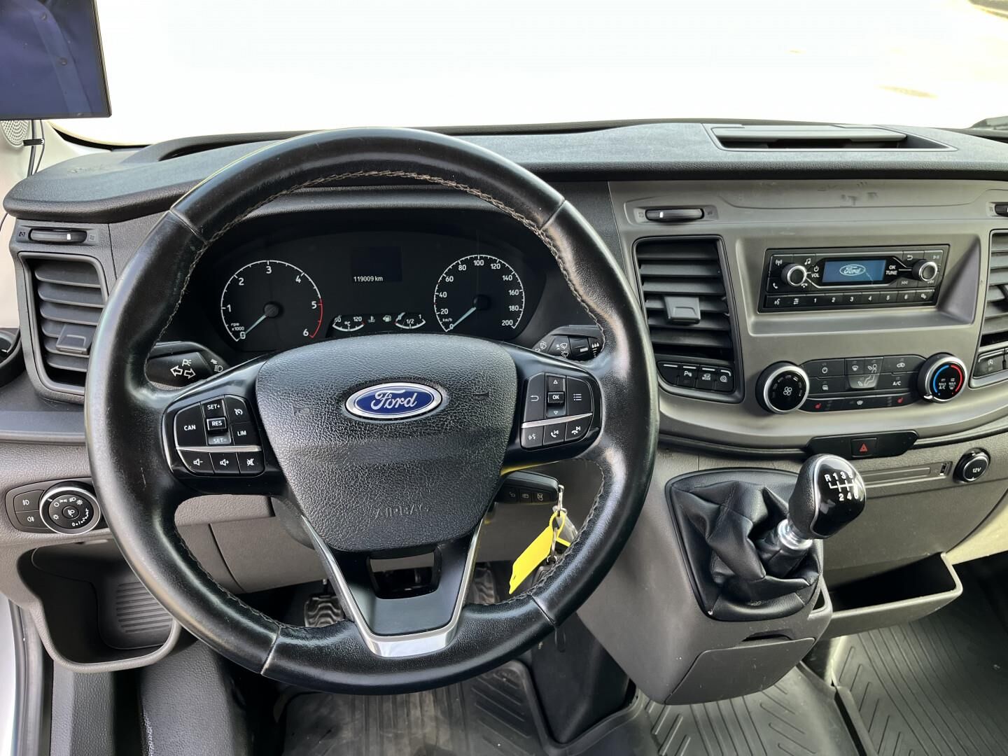 Billede af Ford Transit 350 L2H2 2,0 TDCi Trend 130HK Van 6g