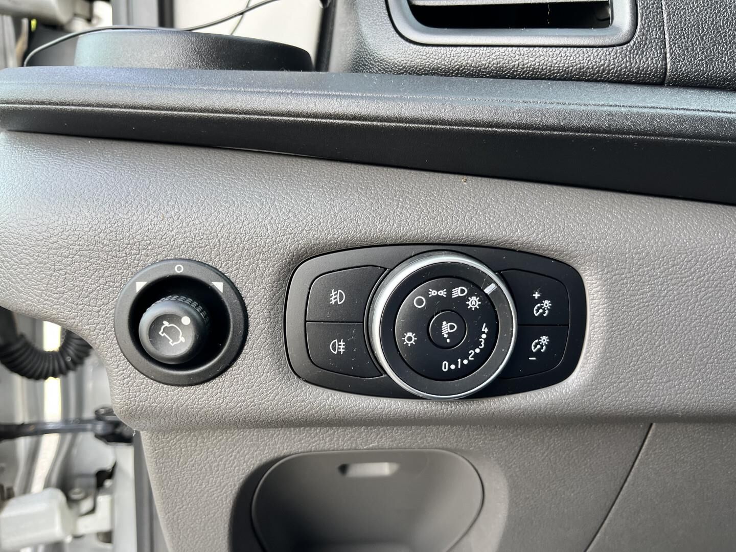 Billede af Ford Transit 350 L2H2 2,0 TDCi Trend 130HK Van 6g