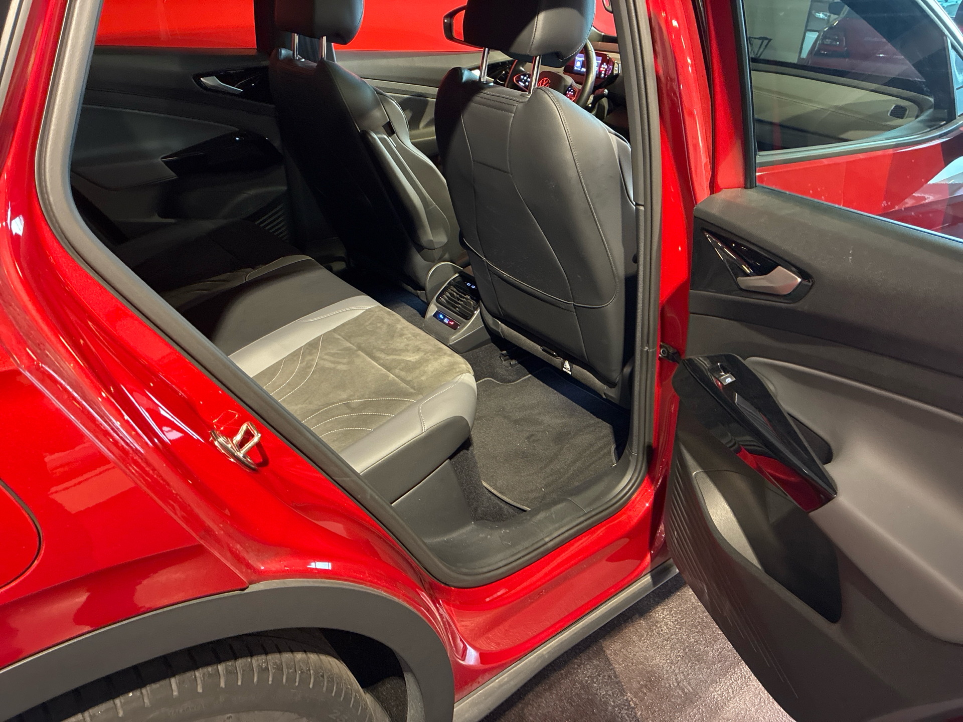 Billede af VW ID.4 EL Max Performance 204HK 5d Aut.