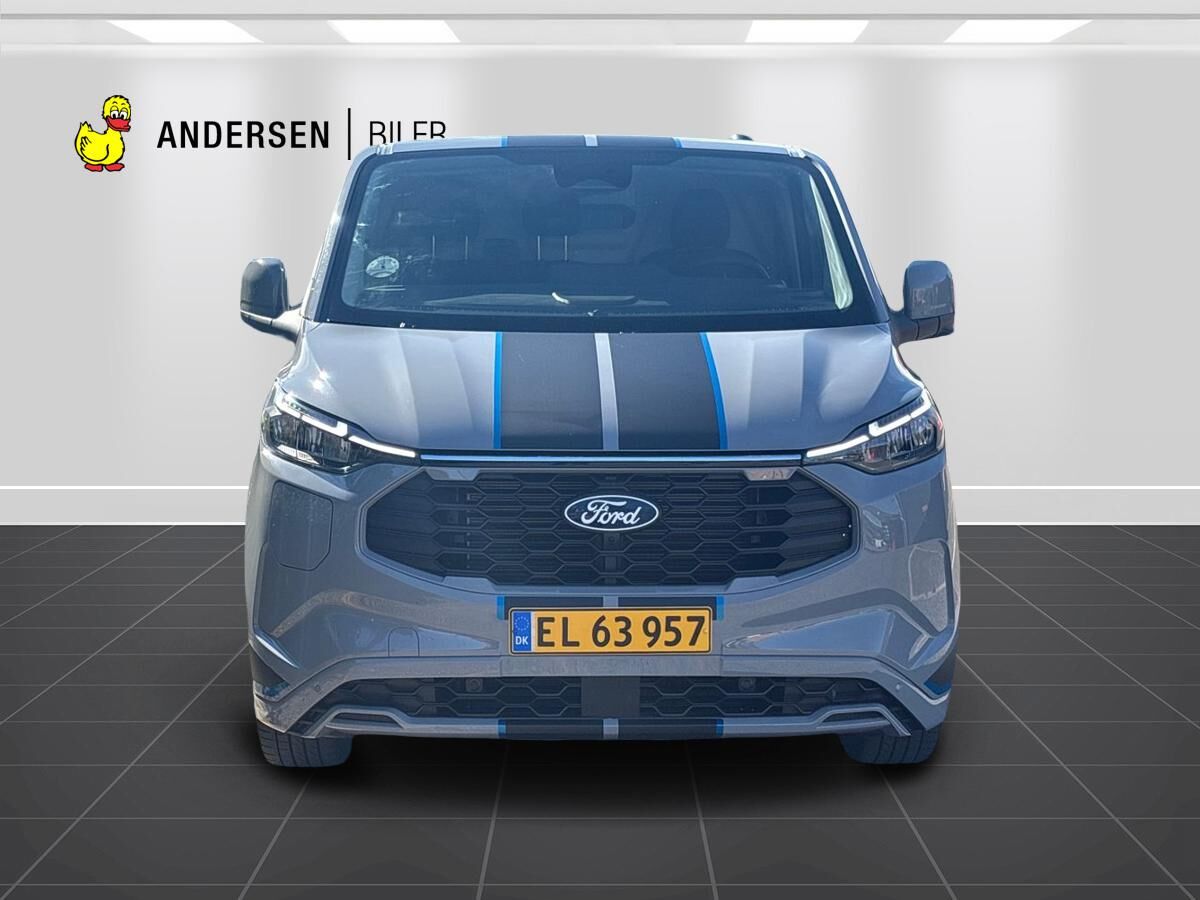 Billede af Ford Transit Custom 320 L2H1 2,5 Plugin-hybrid Sport CVT 233HK Van Trinl. Gear