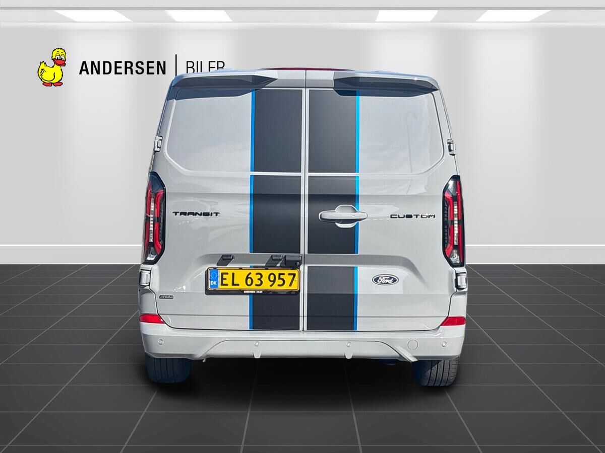 Billede af Ford Transit Custom 320 L2H1 2,5 Plugin-hybrid Sport CVT 233HK Van Trinl. Gear