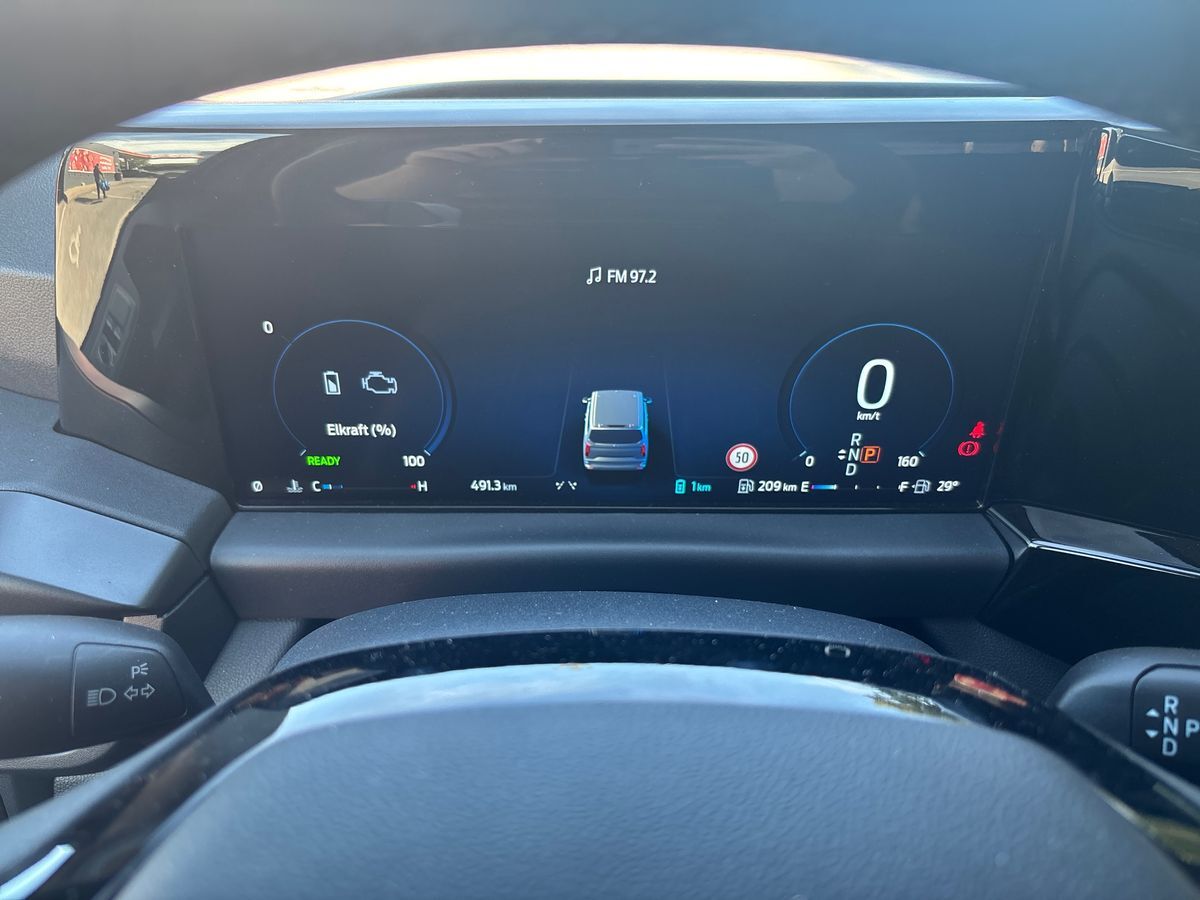 Billede af Ford Transit Custom 320 L2H1 2,5 Plugin-hybrid Sport CVT 233HK Van Trinl. Gear