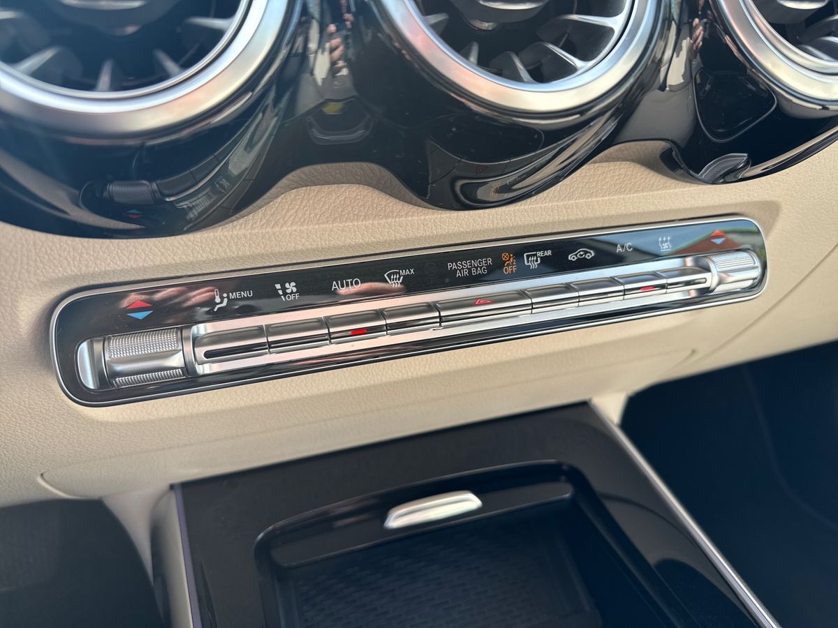 Billede af Mercedes-Benz EQB 300 EL Progressive 7 pers. 4Matic 228HK 5d Aut.