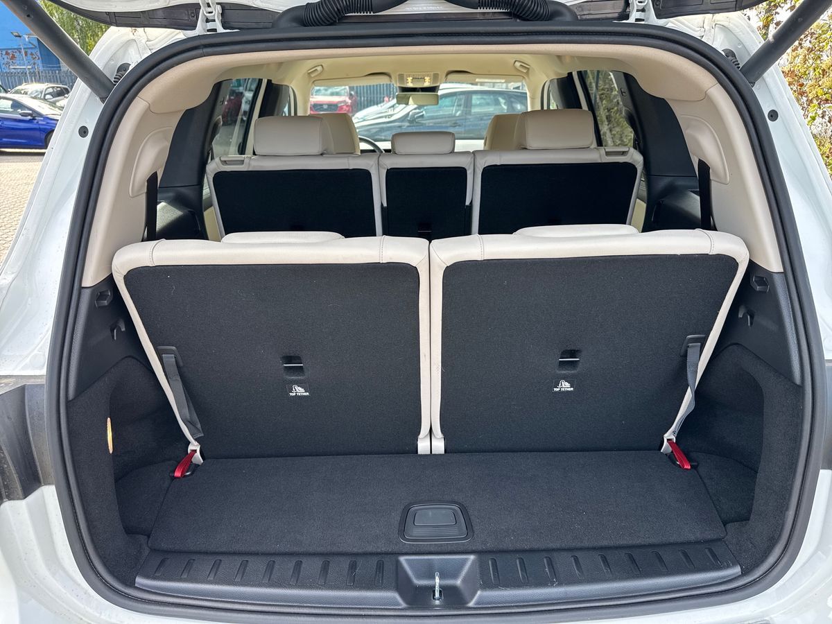 Billede af Mercedes-Benz EQB 300 EL Progressive 7 pers. 4Matic 228HK 5d Aut.