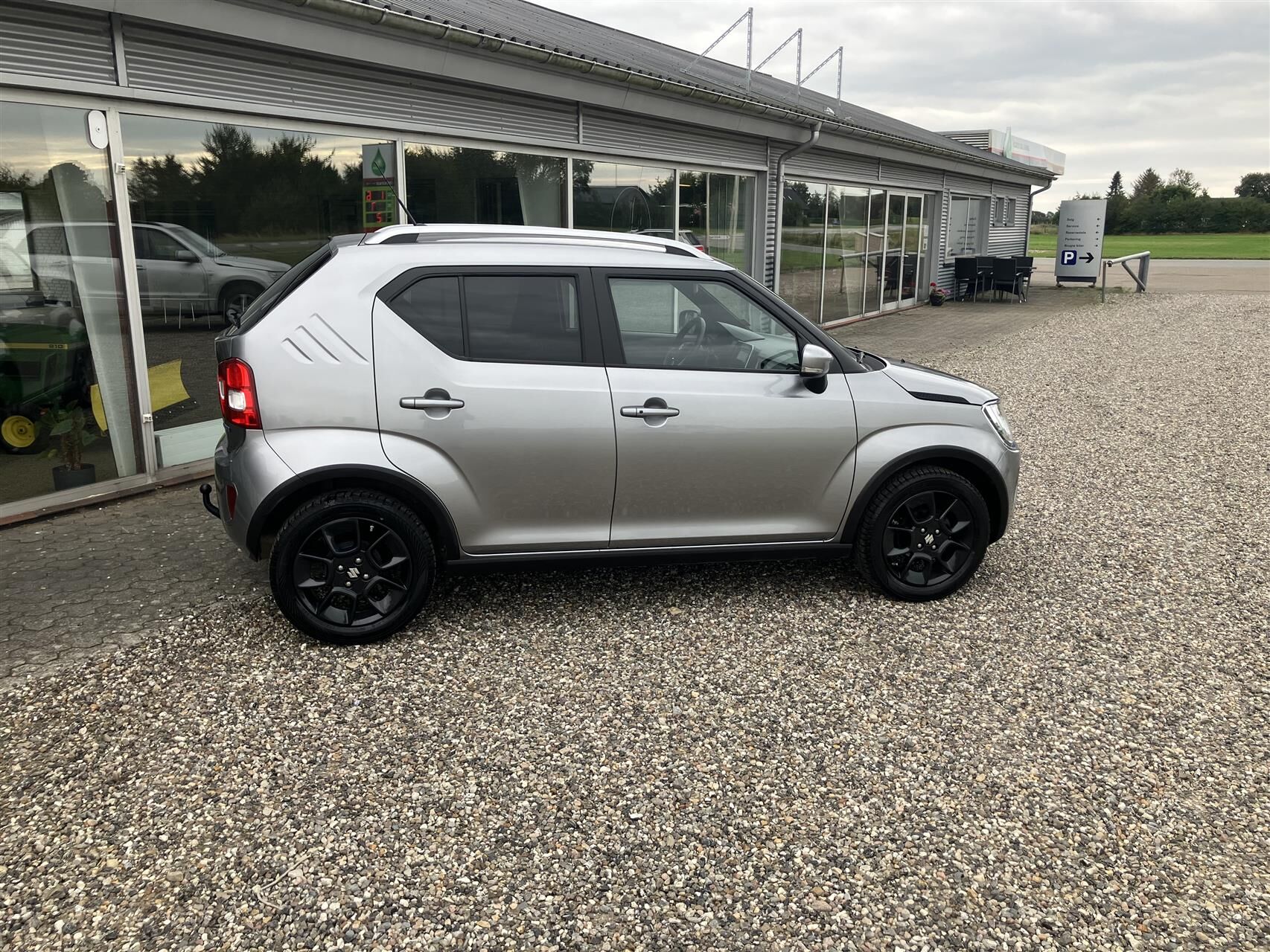 Billede af Suzuki Ignis 1,2 Dualjet  Mild hybrid Adventure Hybrid CVT 83HK 5d Aut.