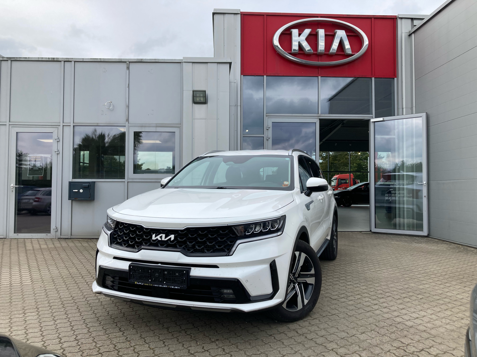 Billede af Kia Sorento 1,6 T-GDI PHEV  Plugin-hybrid Prestige 4WD 265HK 5d 6g Aut.