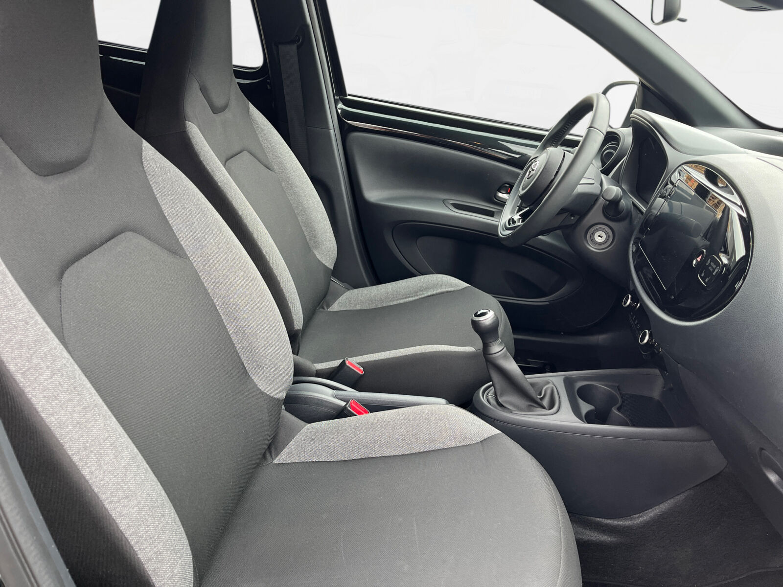 Billede af Toyota Aygo X 1,0 VVT-I Active 72HK 5d