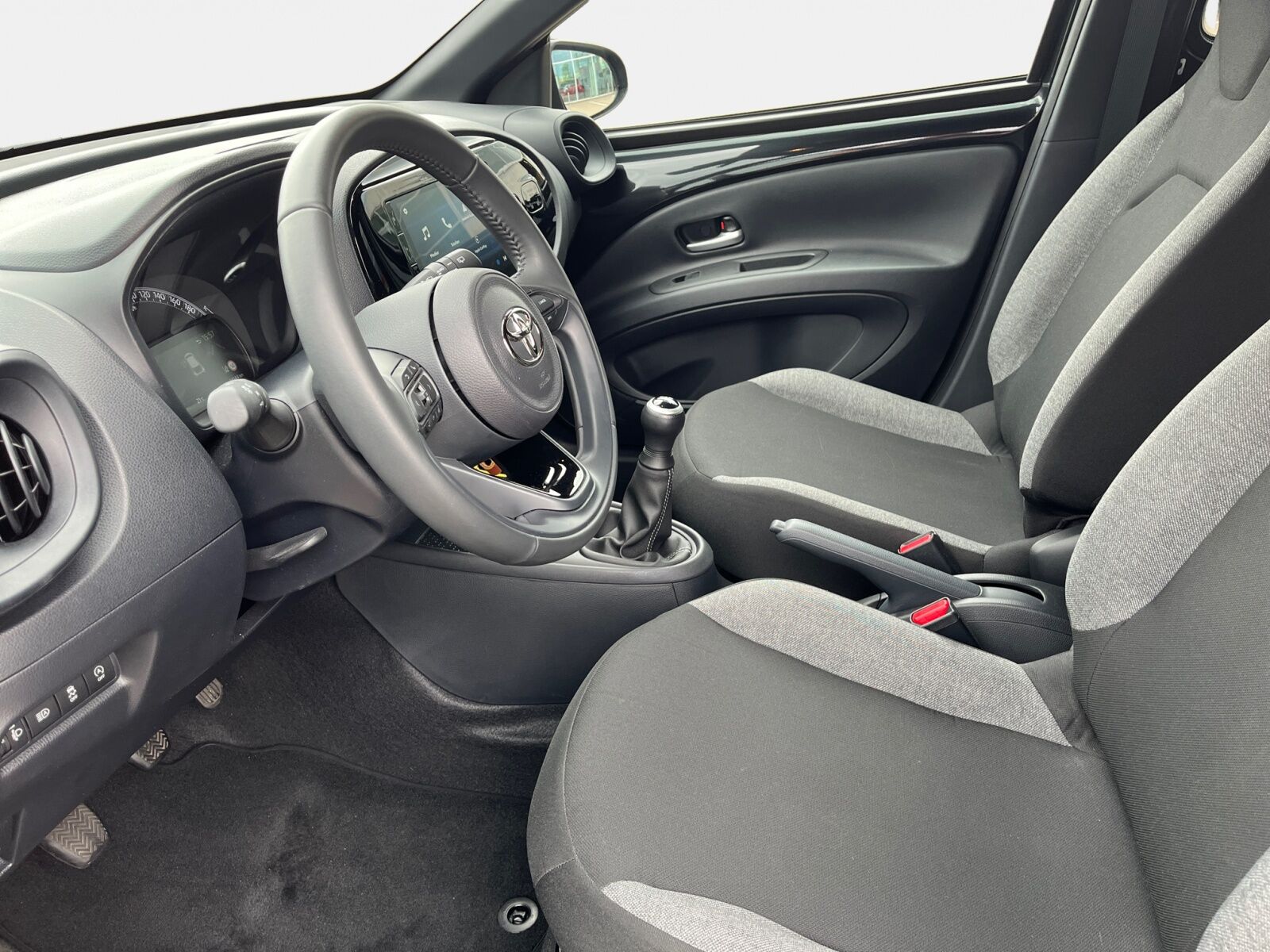 Billede af Toyota Aygo X 1,0 VVT-I Active 72HK 5d