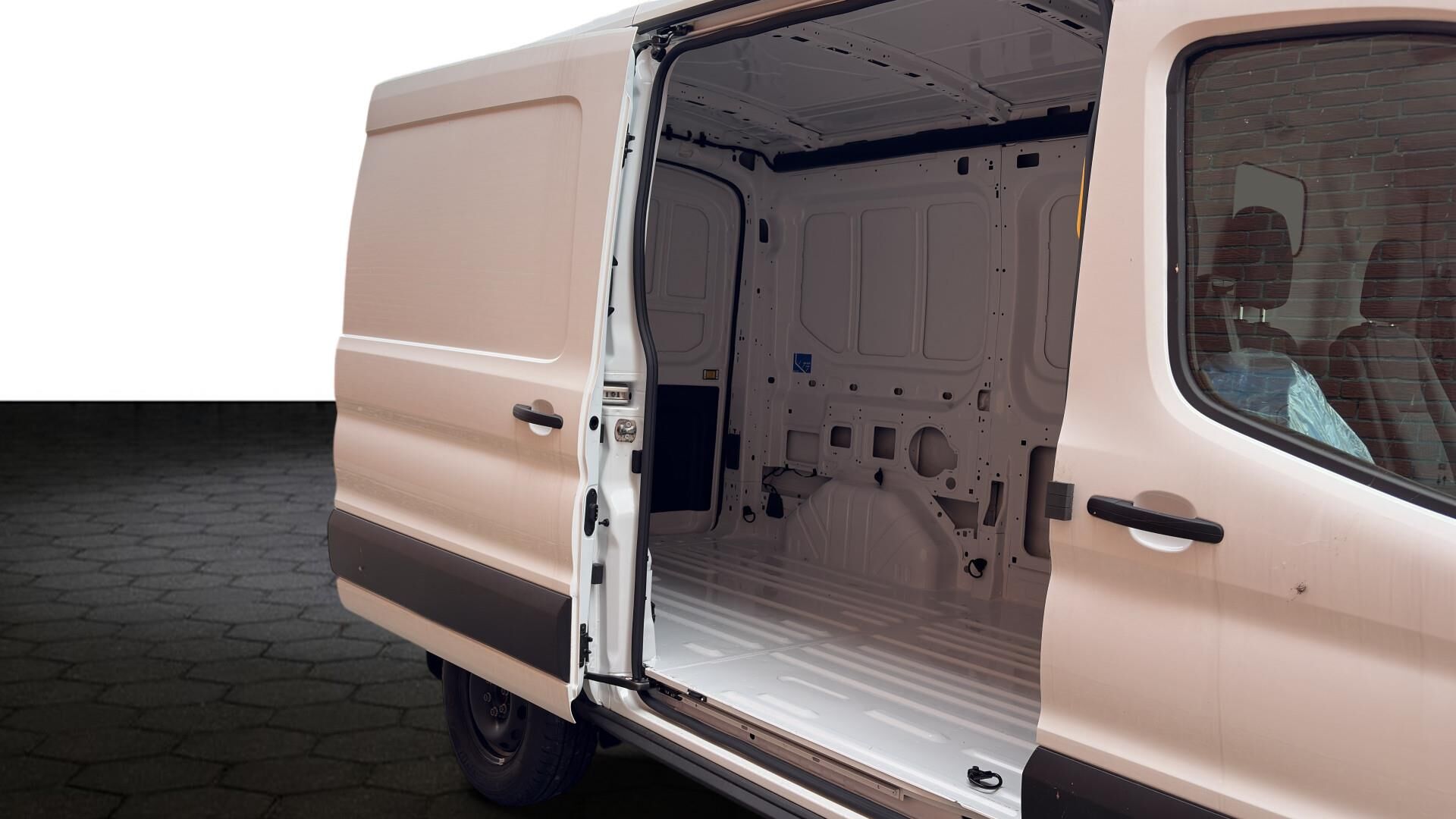 Billede af Ford Transit 350 L2H2 2,0 TDCi Trend 130HK Van 6g