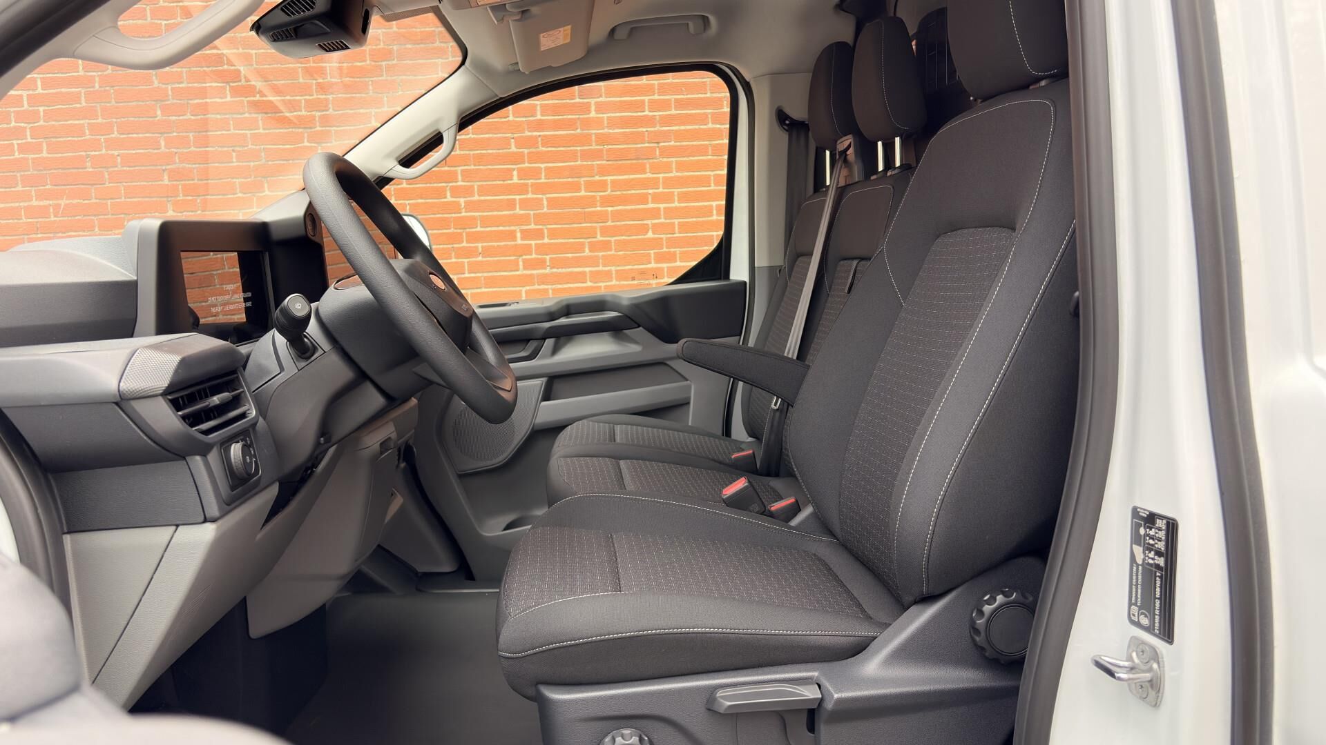 Billede af Ford E-Transit Custom 340 L2H1 EL Trend 136HK Van Aut.