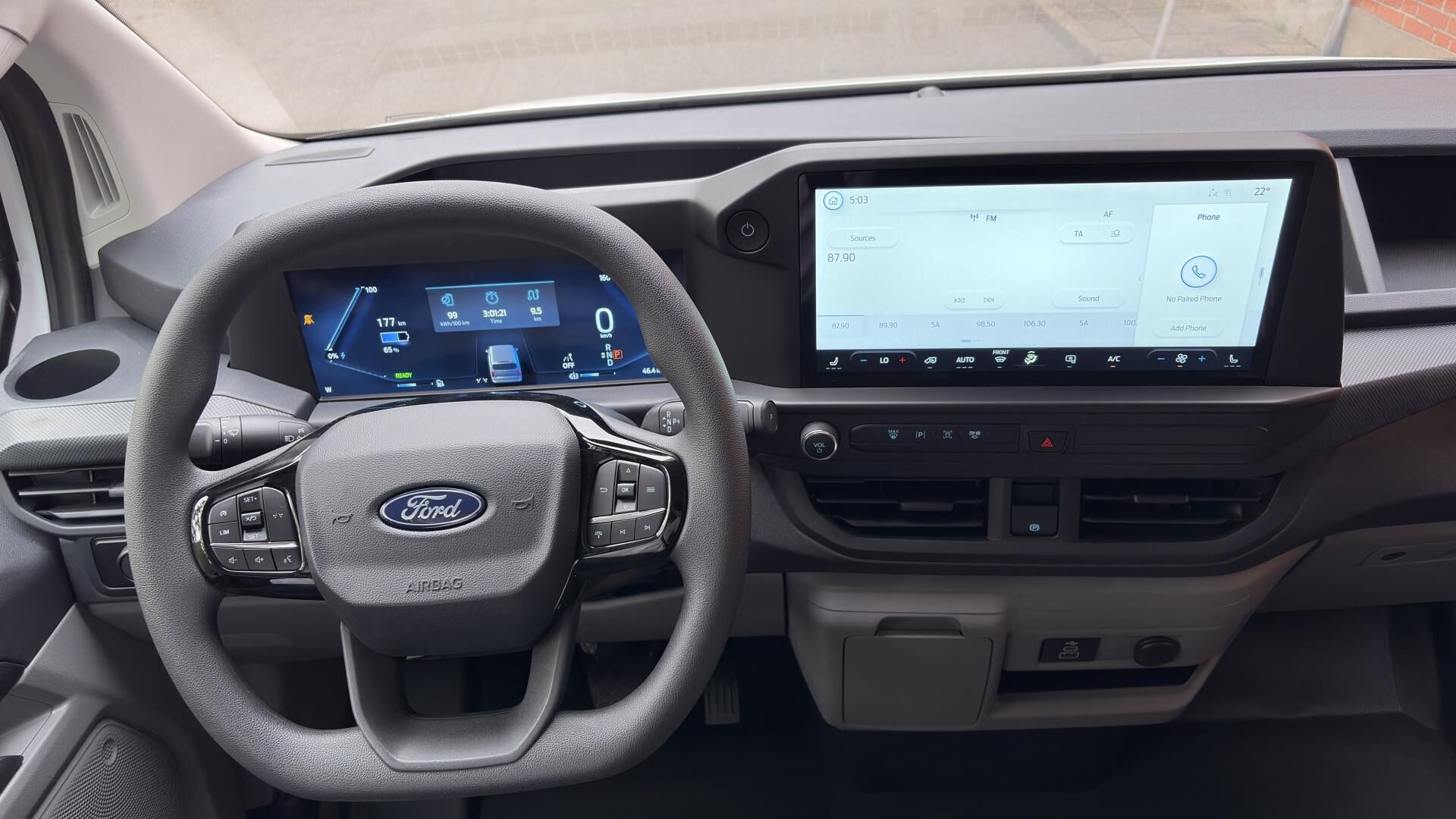 Billede af Ford E-Transit Custom 340 L2H1 EL Trend 136HK Van Aut.