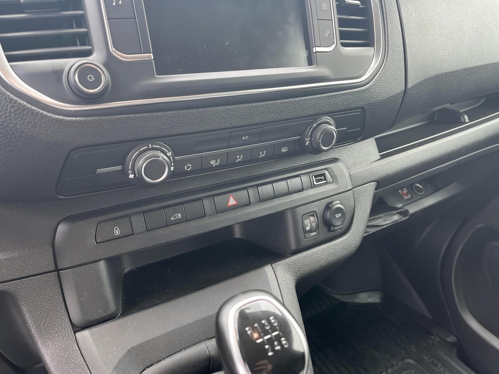 Billede af Toyota Proace Medium 2,0 D Comfort Master m/ To skydedør 144HK Van 6g