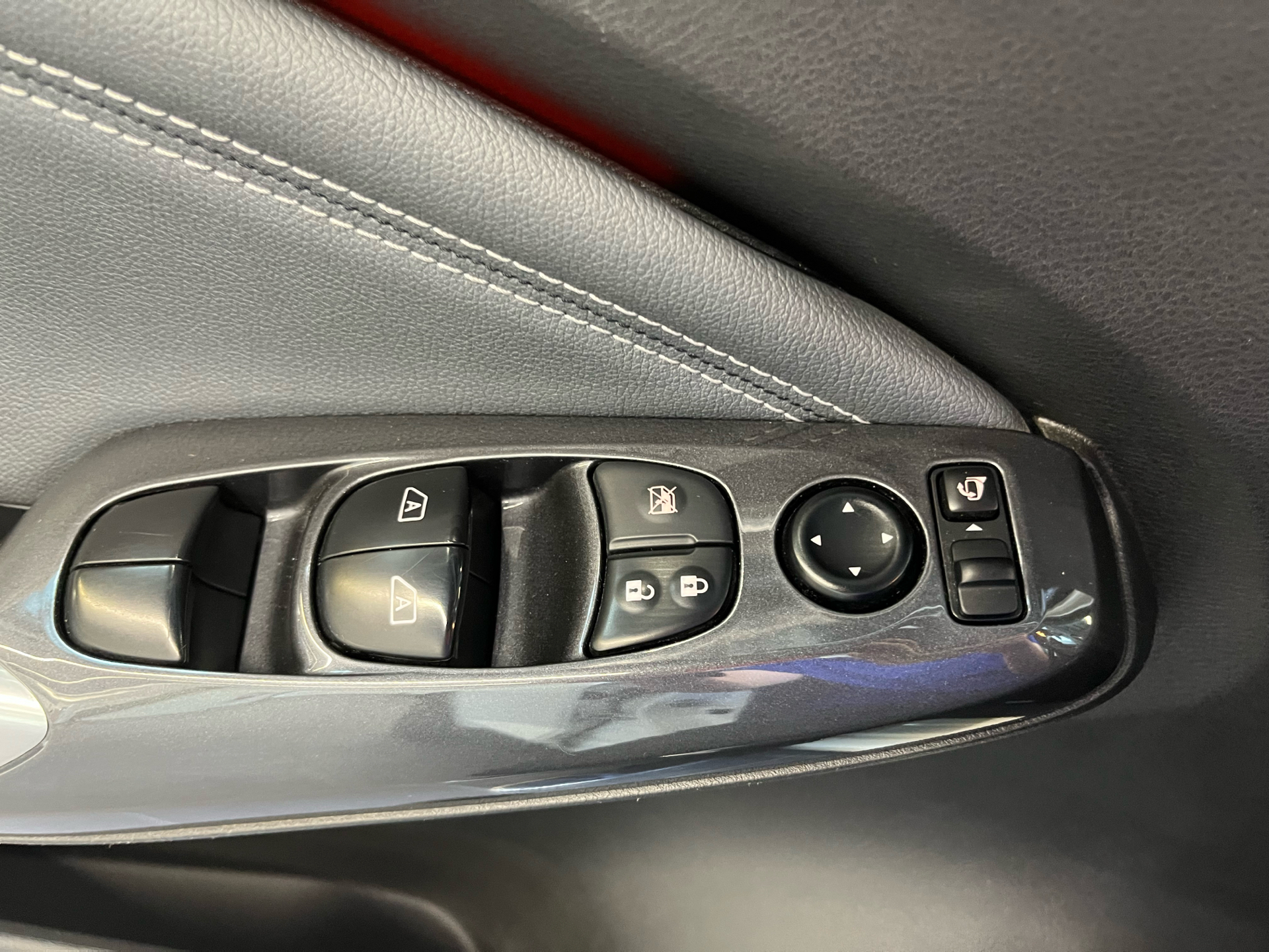 Billede af Nissan Juke 1,0 Dig-T N-Connecta 117HK 5d 6g