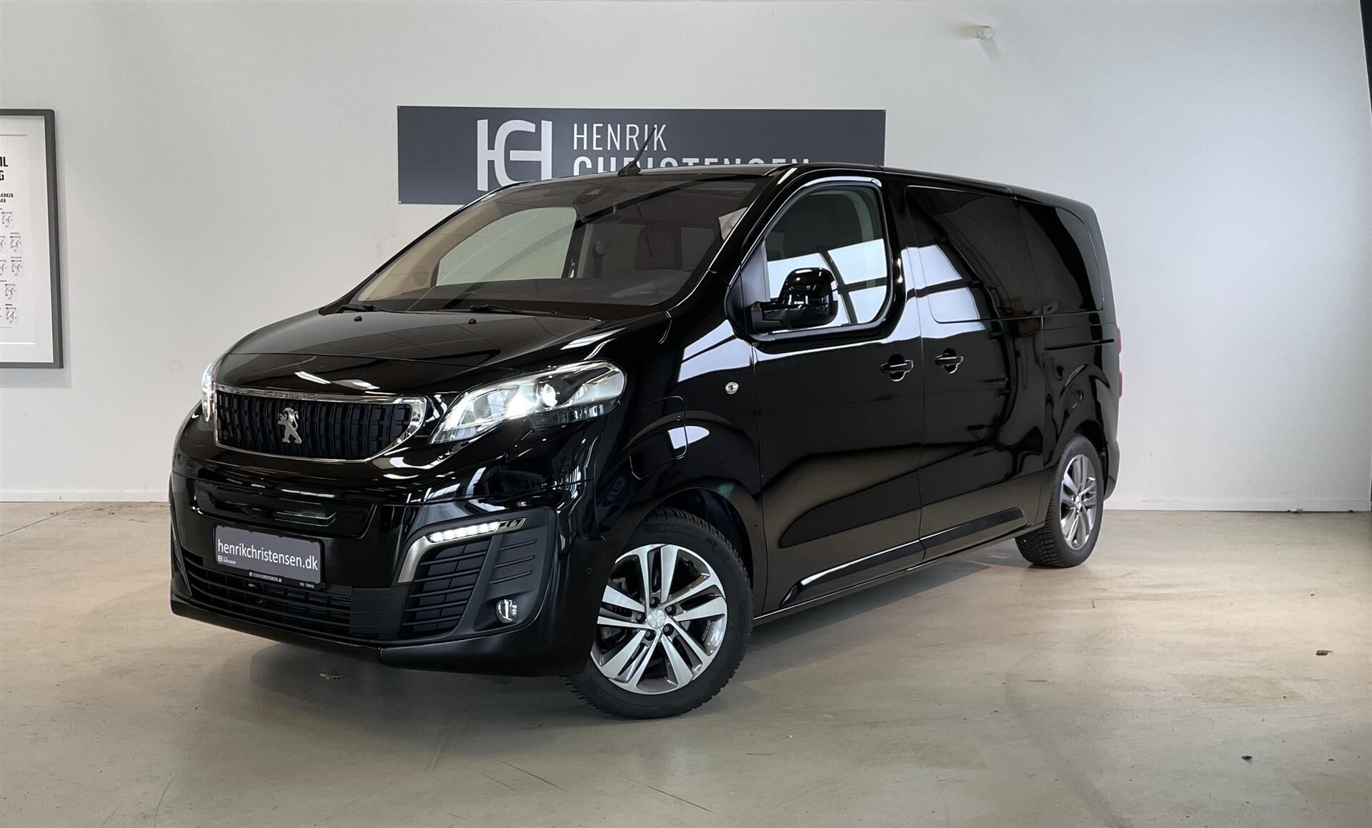 Billede af Peugeot e-Traveller L2 EL Premium 136HK Aut.