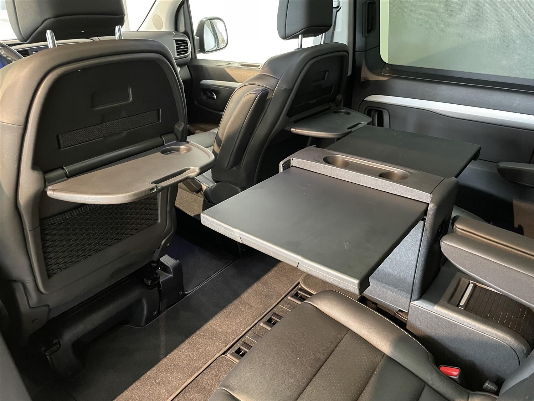 Billede af Peugeot e-Traveller L2 EL Premium 136HK Aut.