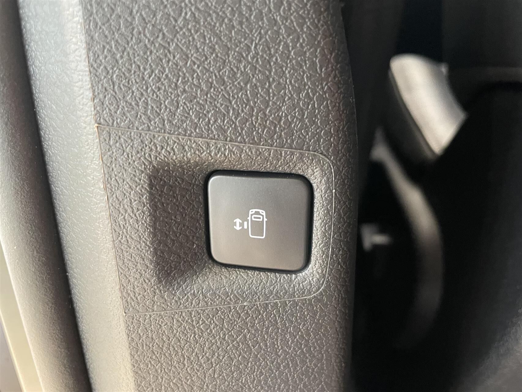 Billede af Peugeot e-Traveller L2 EL Premium 136HK Aut.