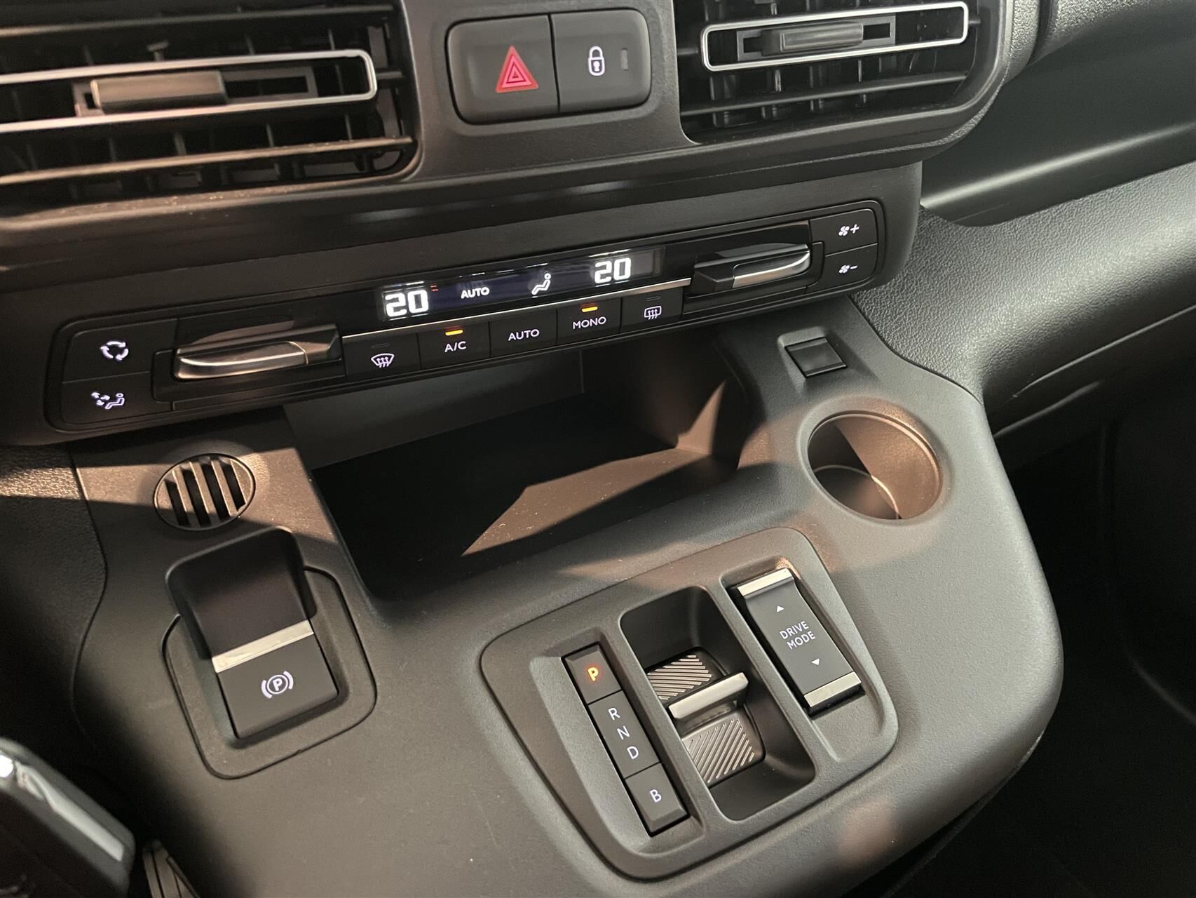Billede af Citroën e-Berlingo EL Shine 136HK Aut.
