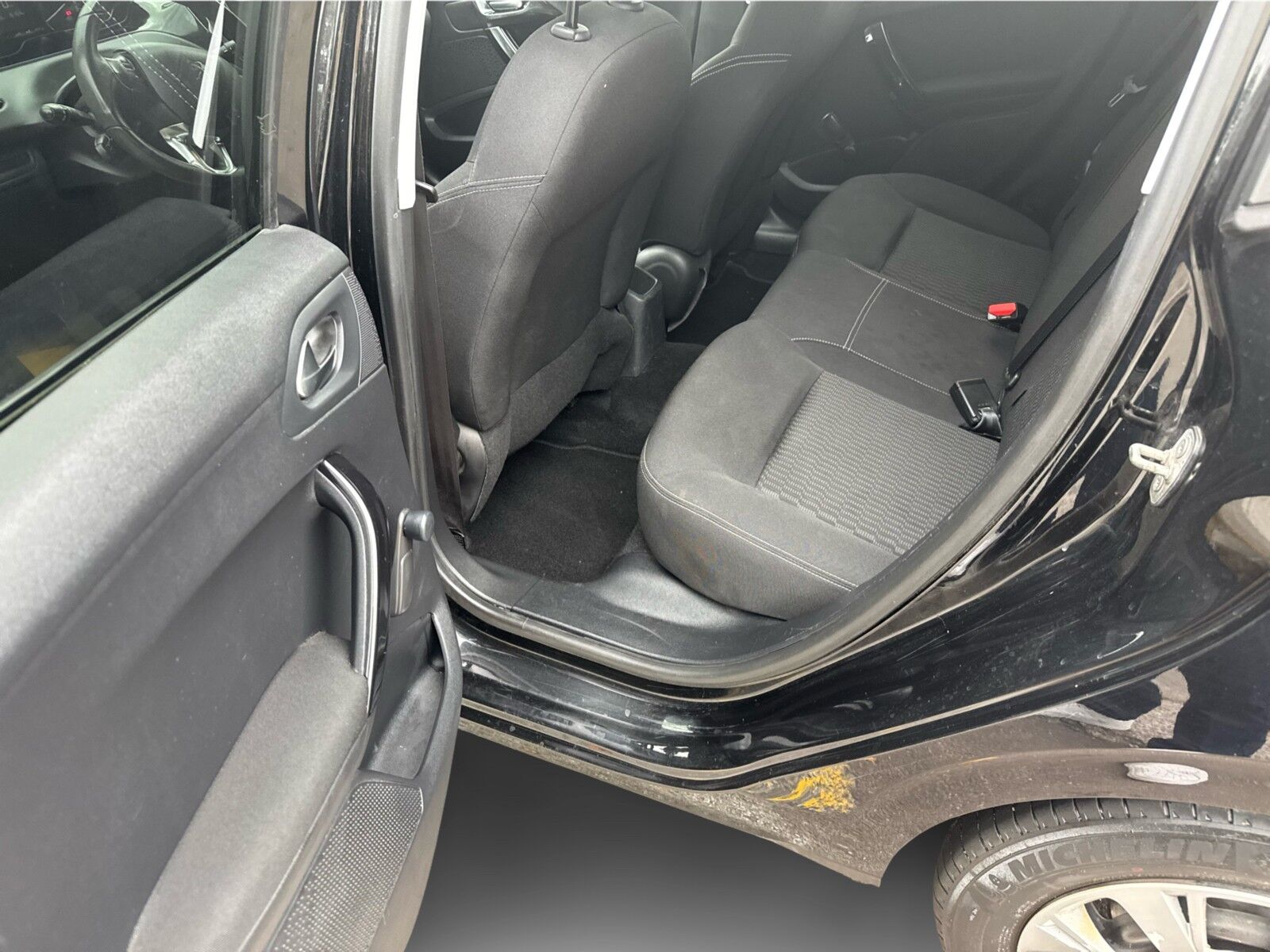Billede af Peugeot 208 1,6 BlueHDi Active+ 100HK 5d