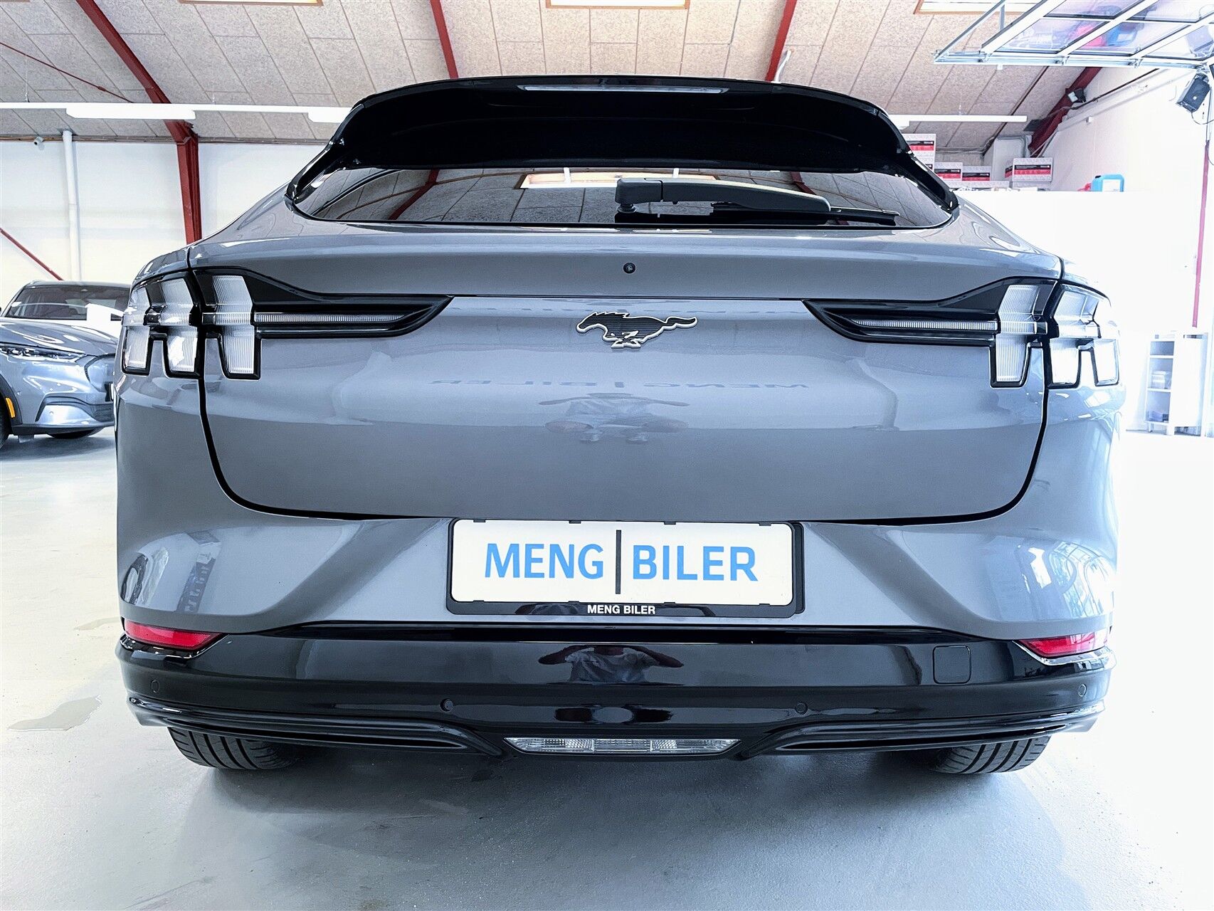 Billede af Ford Mustang Mach-E EL Extended Range First Edition AWD 371HK 5d Aut.