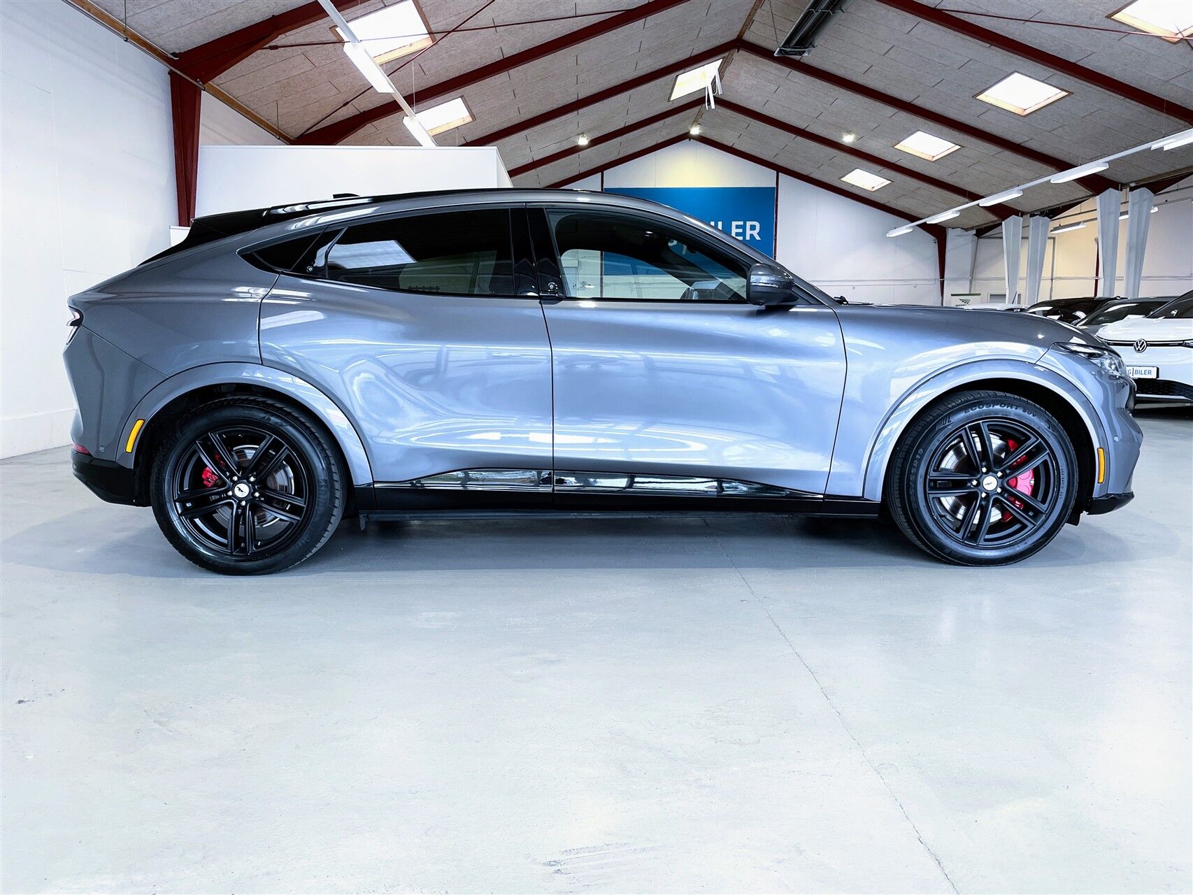 Billede af Ford Mustang Mach-E EL Extended Range First Edition AWD 371HK 5d Aut.