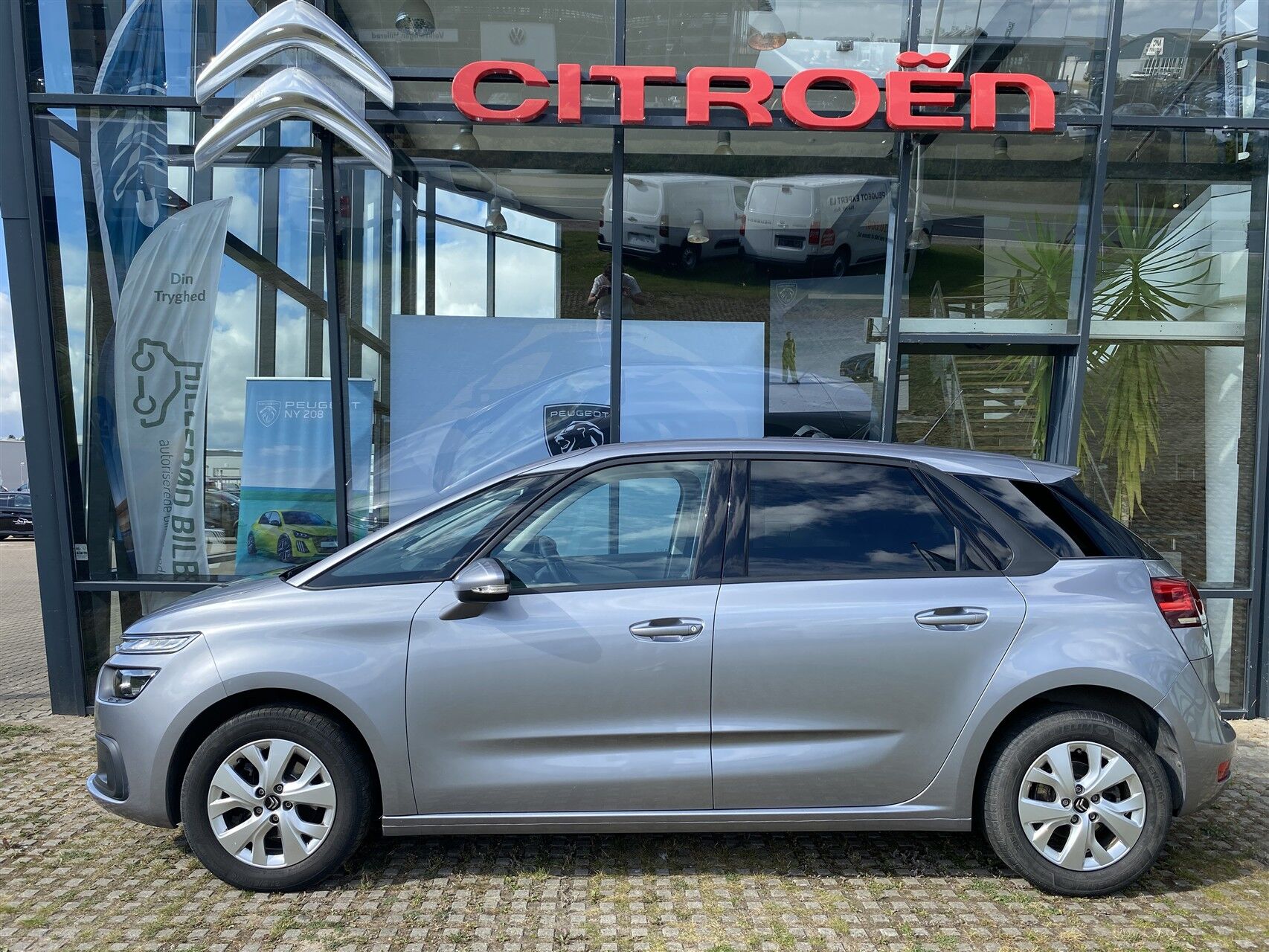 Billede af Citroën C4 SpaceTourer 1,6 Blue HDi Iconic start/stop 120HK