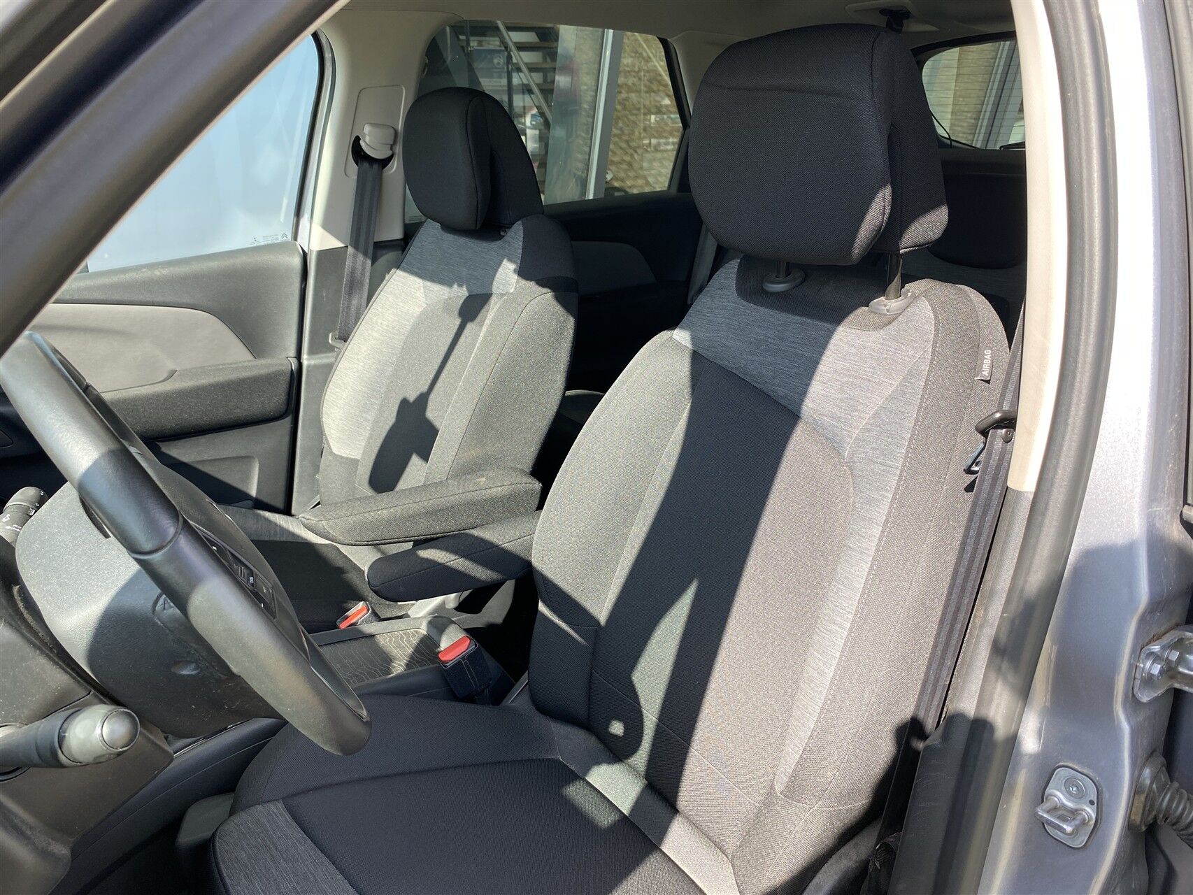 Billede af Citroën C4 SpaceTourer 1,6 Blue HDi Iconic start/stop 120HK