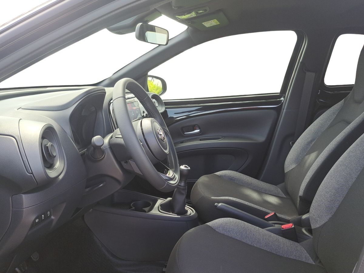 Billede af Toyota Aygo X 1,0 VVT-I Active 72HK 5d