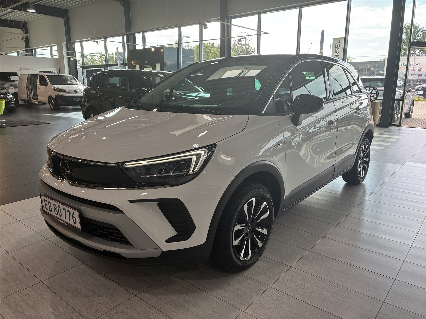 Billede af Opel Crossland 1,2 PureTech Elegance 110HK 5d 6g
