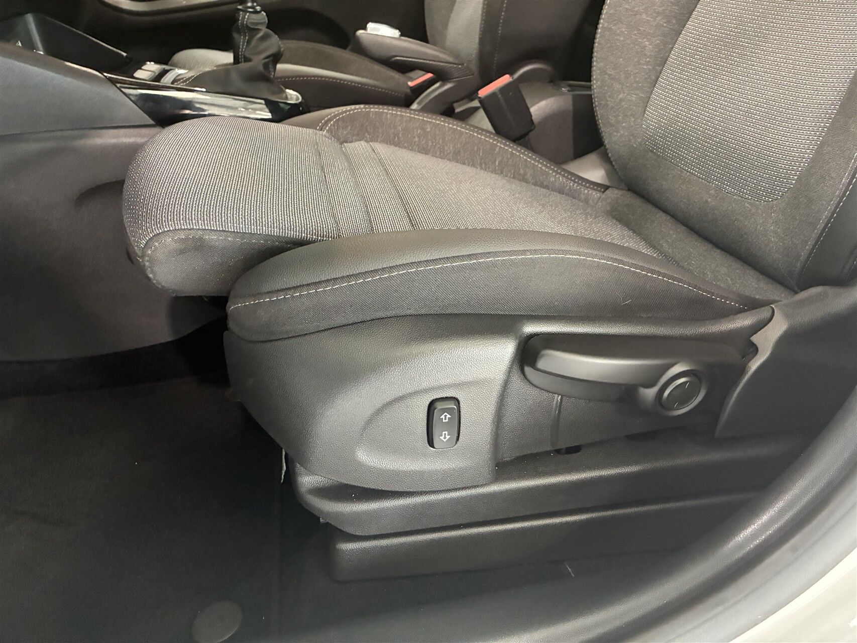 Billede af Opel Crossland 1,2 PureTech Elegance 110HK 5d 6g
