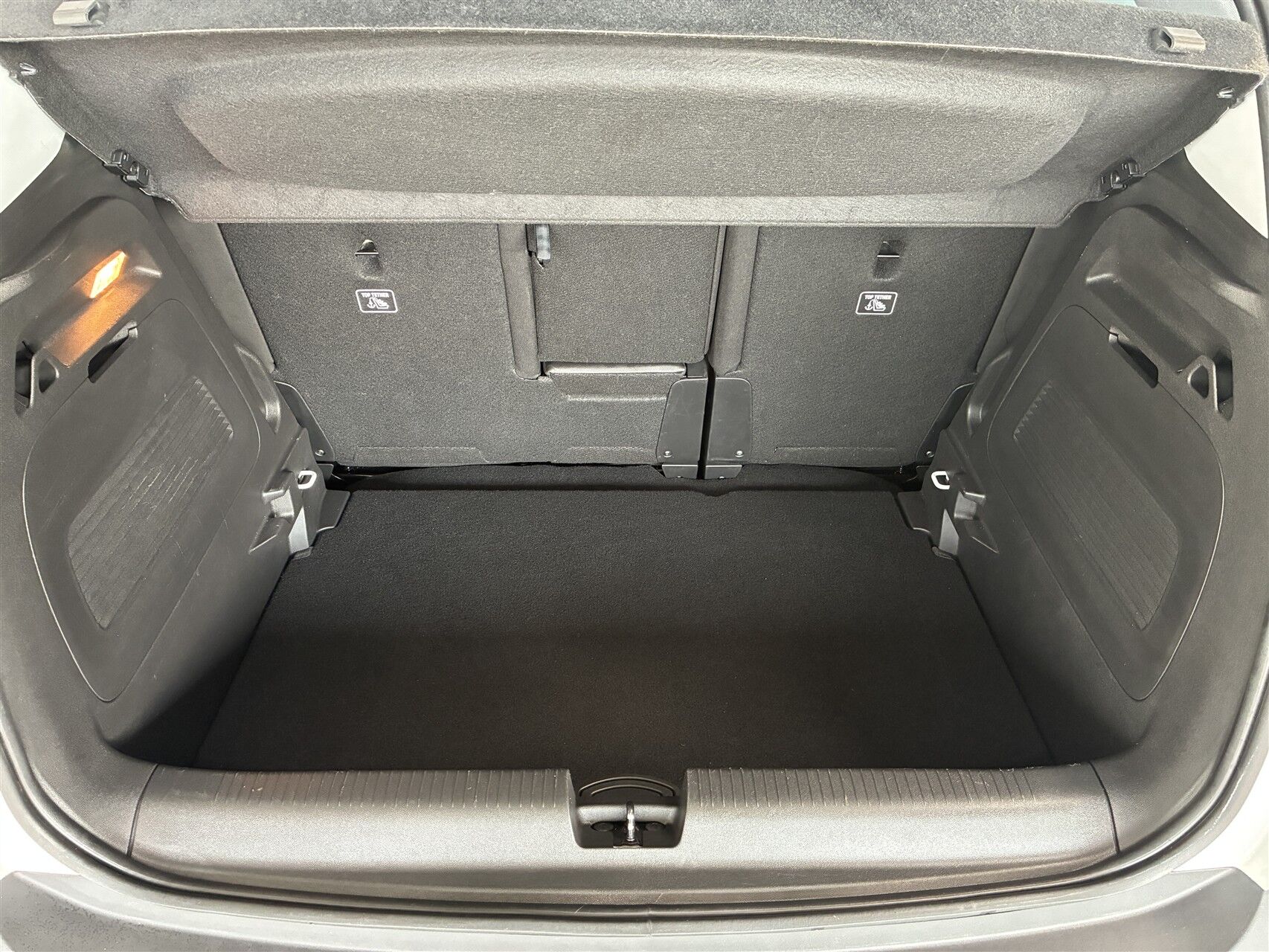 Billede af Opel Crossland 1,2 PureTech Elegance 110HK 5d 6g