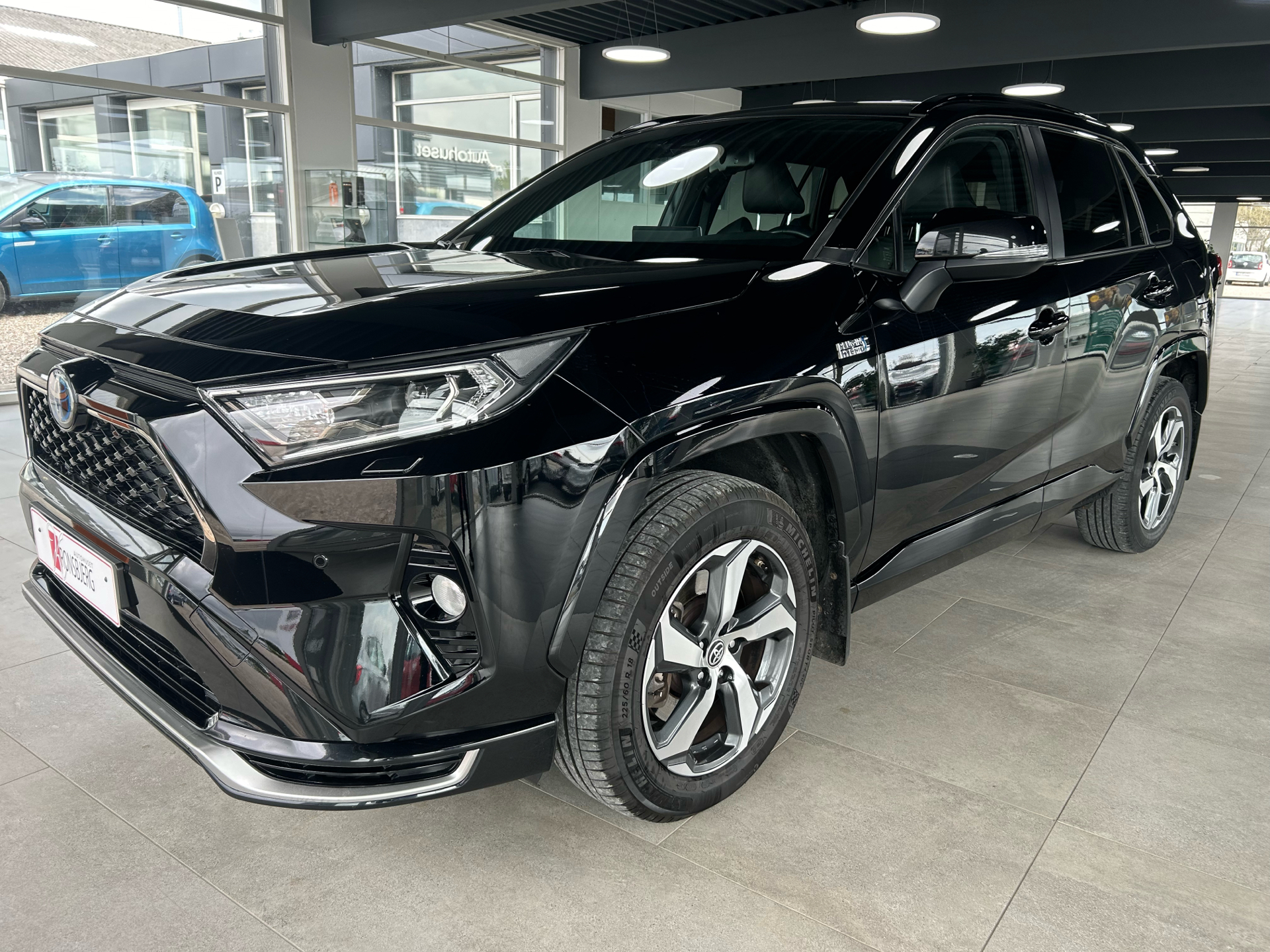 Billede af Toyota RAV4 Plug-in 2,5 Plugin-hybrid H3 Business Comfort AWD 306HK 5d 6g Aut.