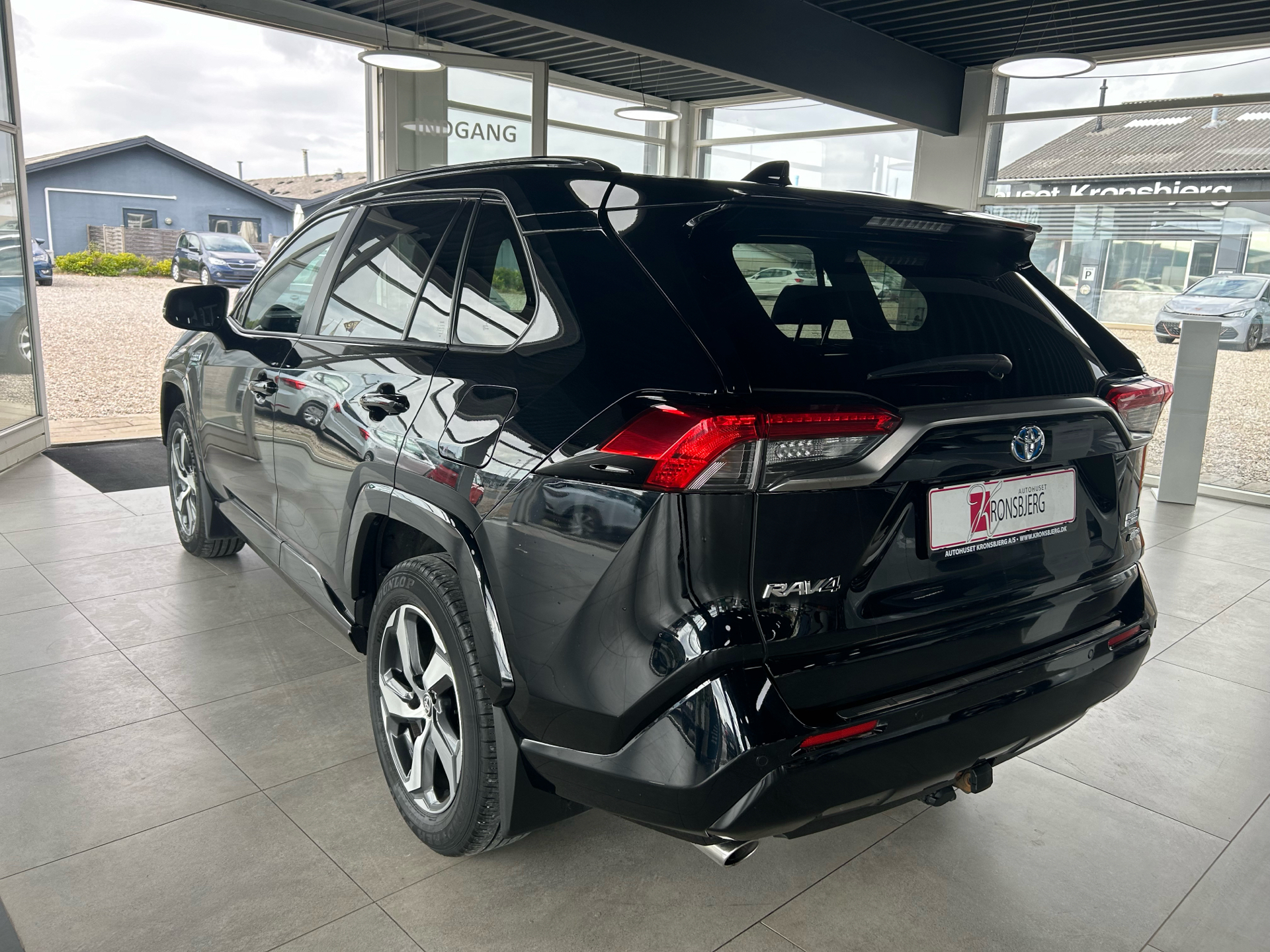 Billede af Toyota RAV4 Plug-in 2,5 Plugin-hybrid H3 Business Comfort AWD 306HK 5d 6g Aut.