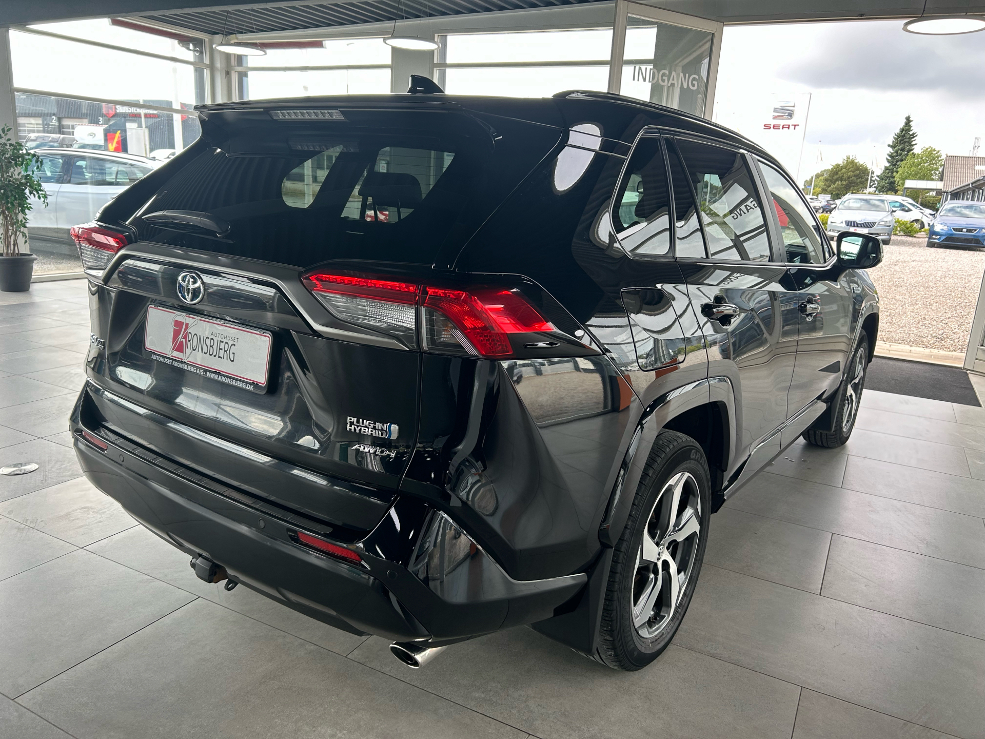 Billede af Toyota RAV4 Plug-in 2,5 Plugin-hybrid H3 Business Comfort AWD 306HK 5d 6g Aut.