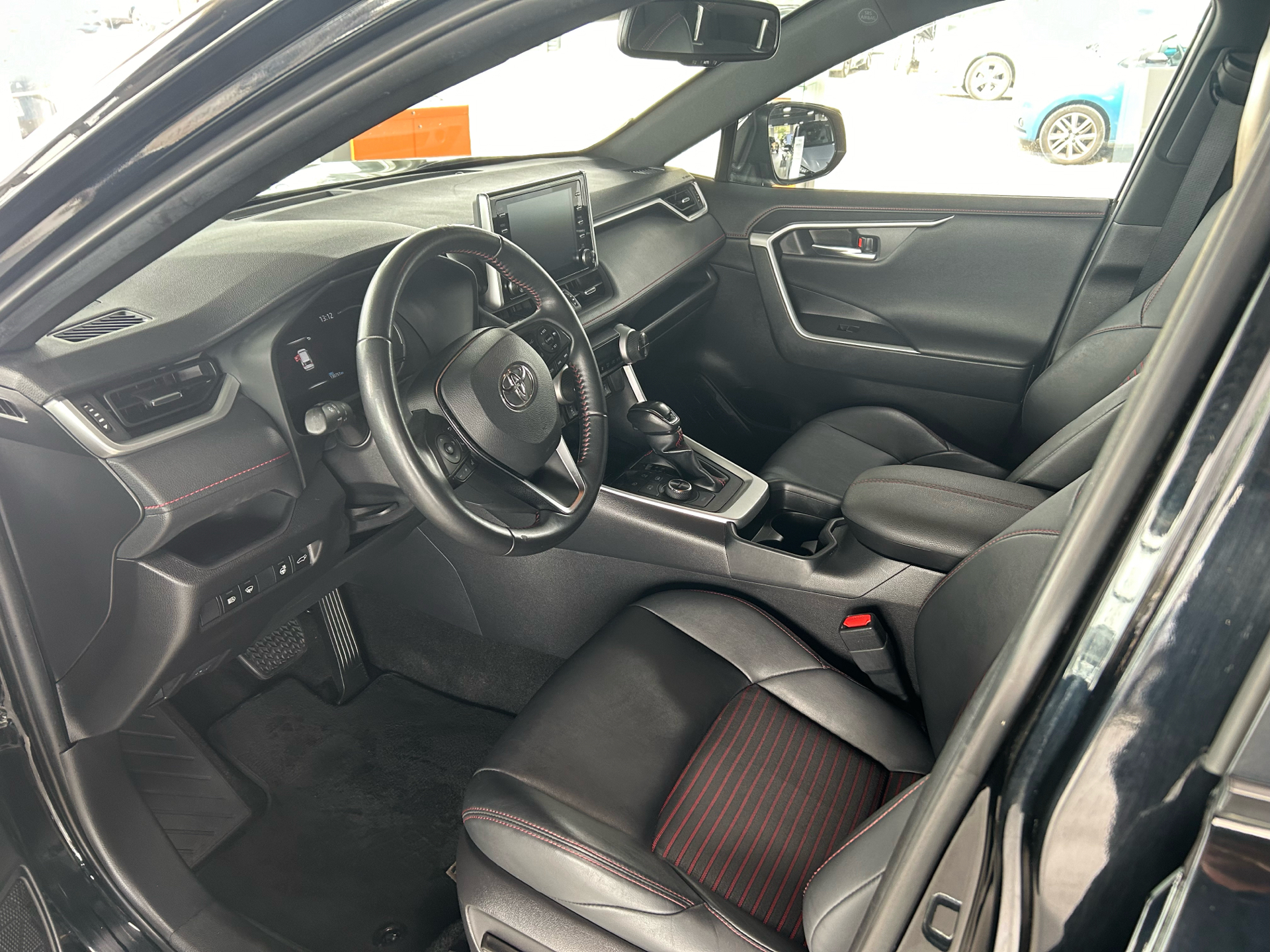 Billede af Toyota RAV4 Plug-in 2,5 Plugin-hybrid H3 Business Comfort AWD 306HK 5d 6g Aut.