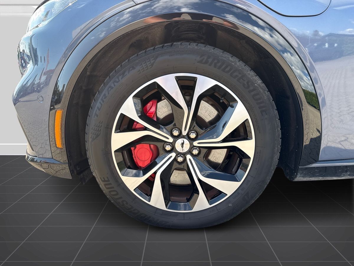 Billede af Ford Mustang Mach-E EL UR Premium AWD 351HK 5d Aut.